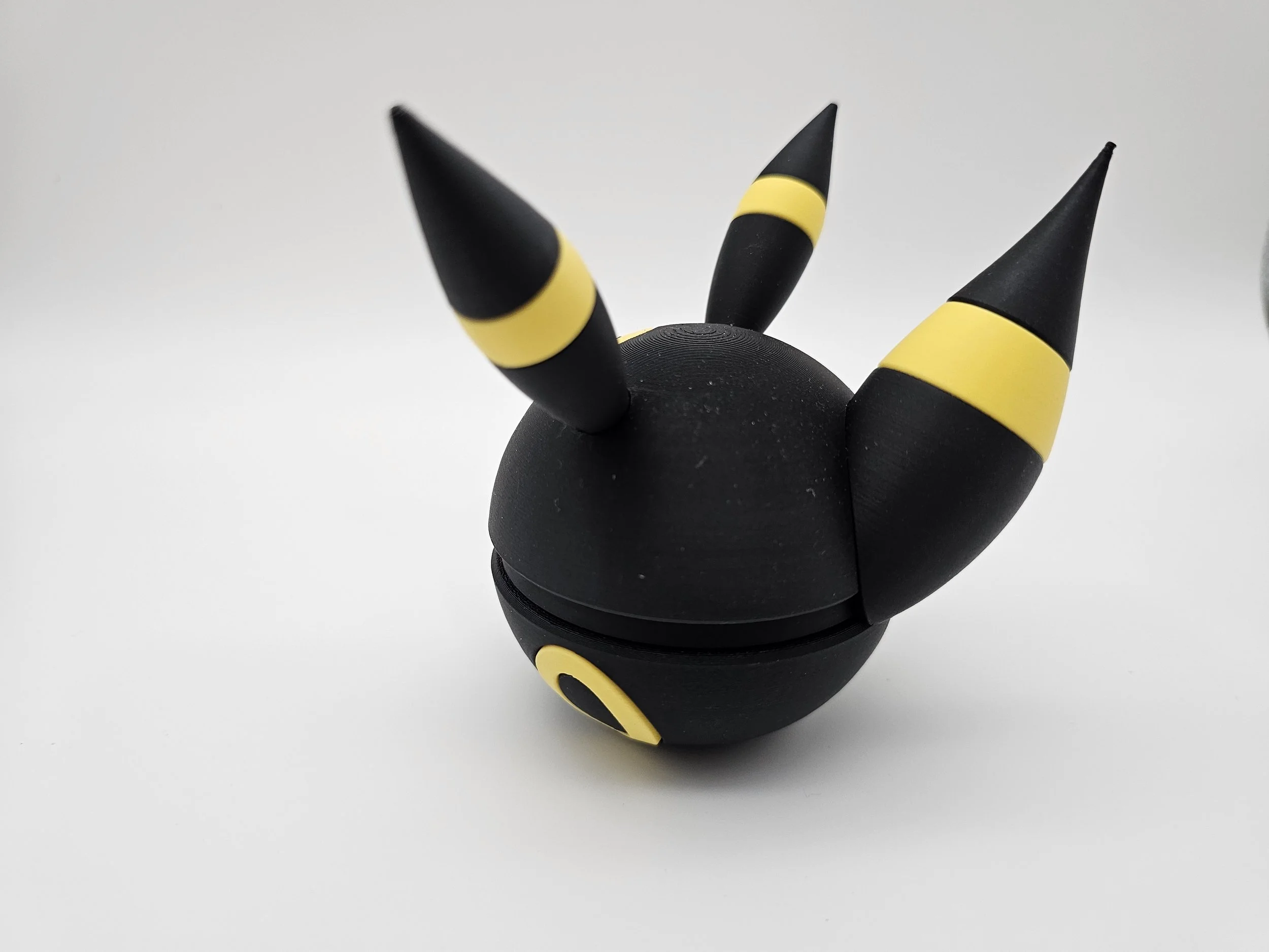Umbreon Pokeball3 $15.jpg