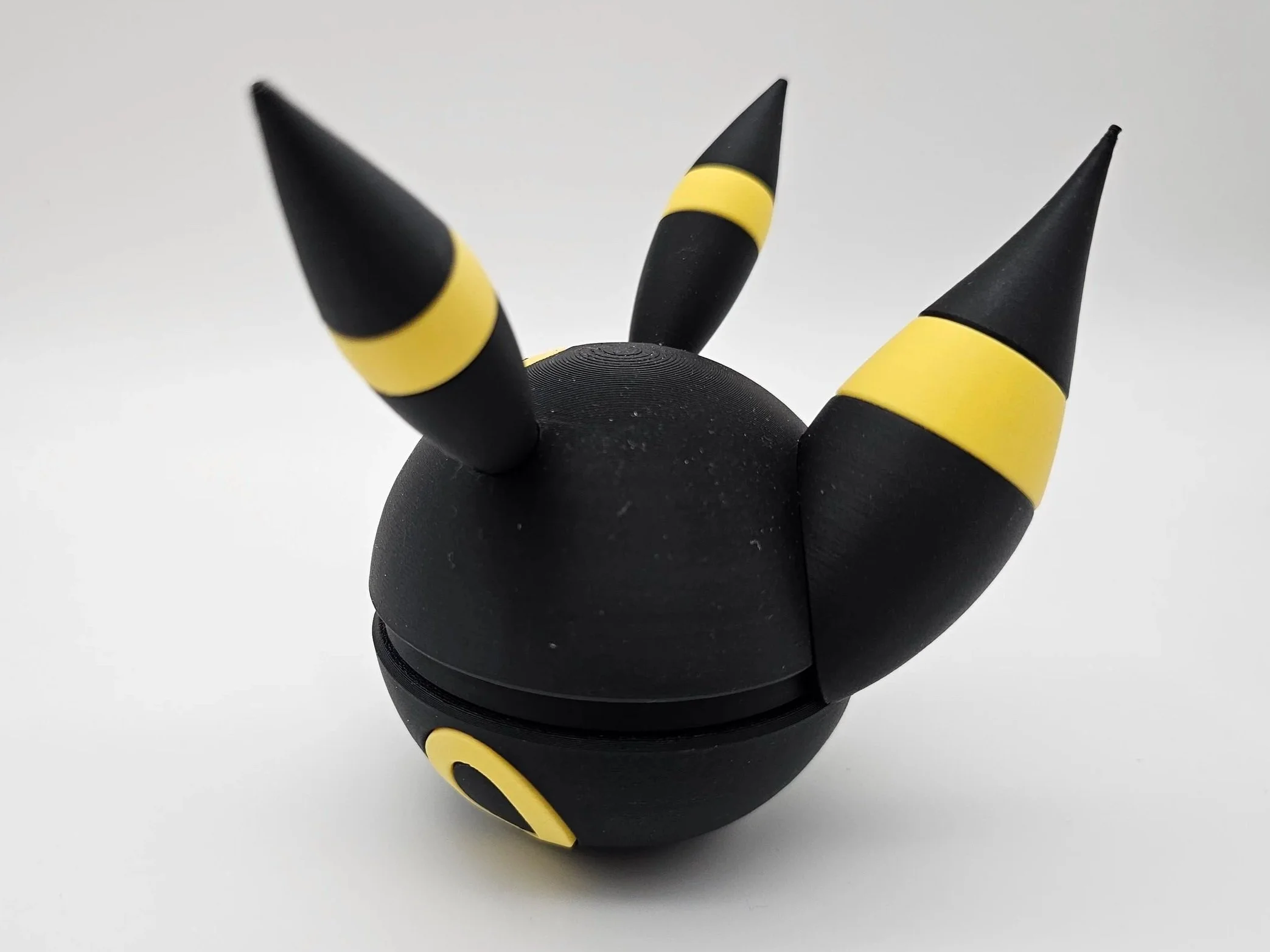 Umbreon+Pokeball3+%2415.jpg