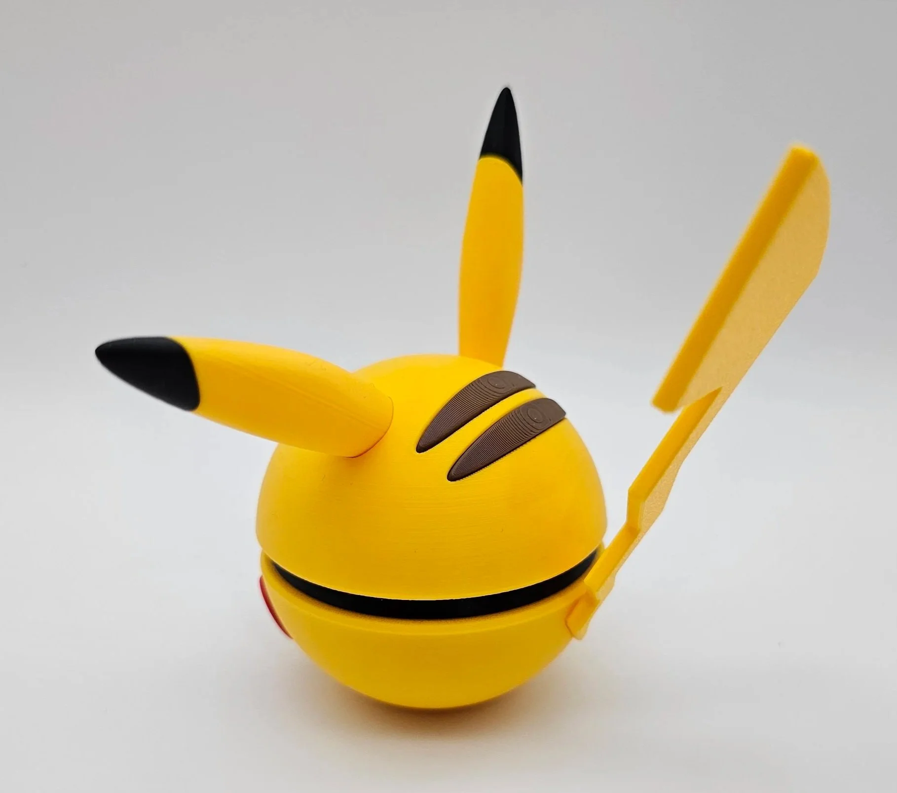 Pikachu+Pokeball3+%2415.jpg