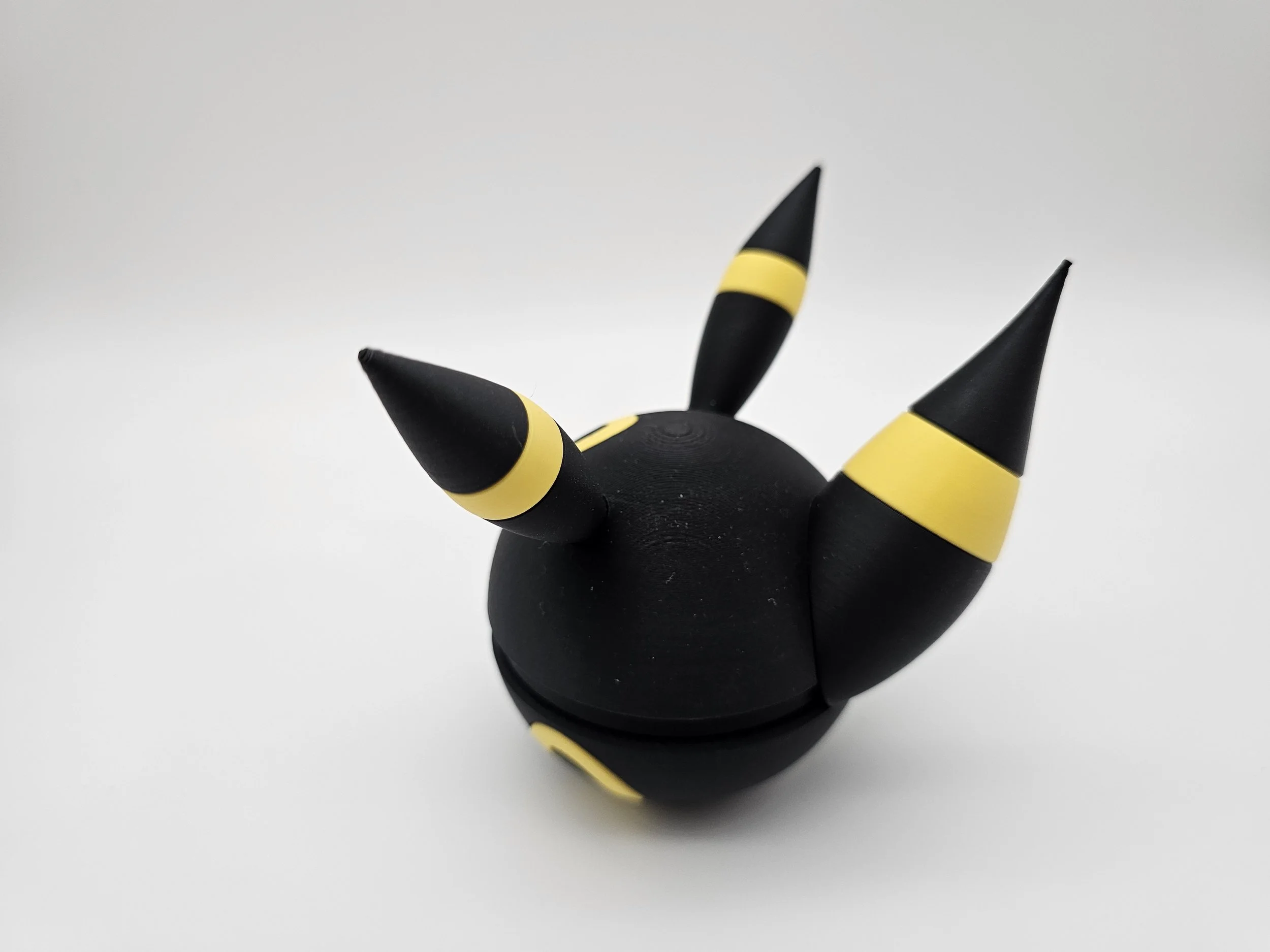 Umbreon Pokeball2 $15.jpg