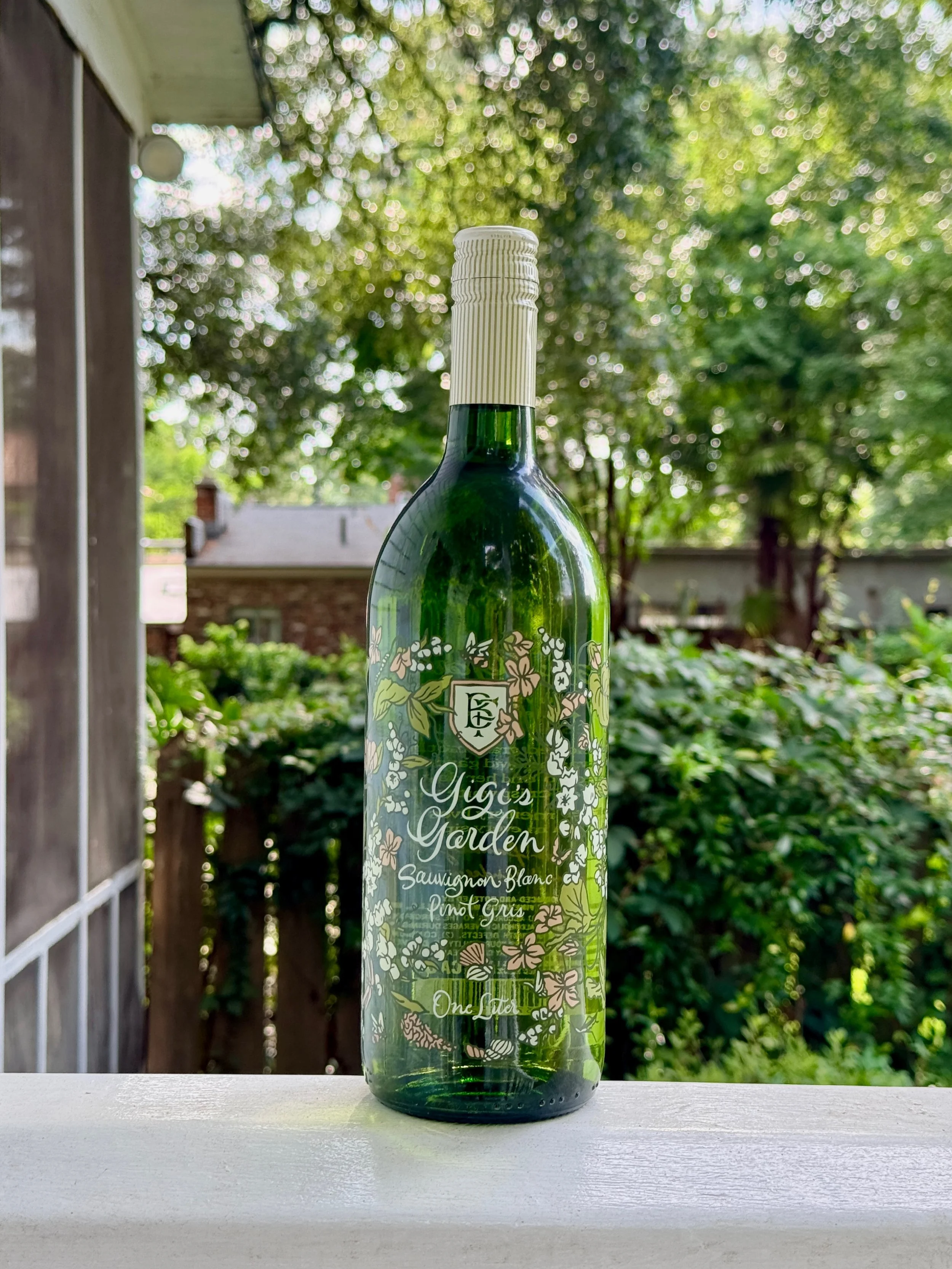 A taste of the past, a toast to the present.

Gigi&rsquo;s Garden wines from Browne Family Vineyards was inspired by the winemaker&rsquo;s grandmother Elizabeth &ldquo;Gigi&rdquo; Pierce.

This collection of wines is lush, lively, and lovingly crafte