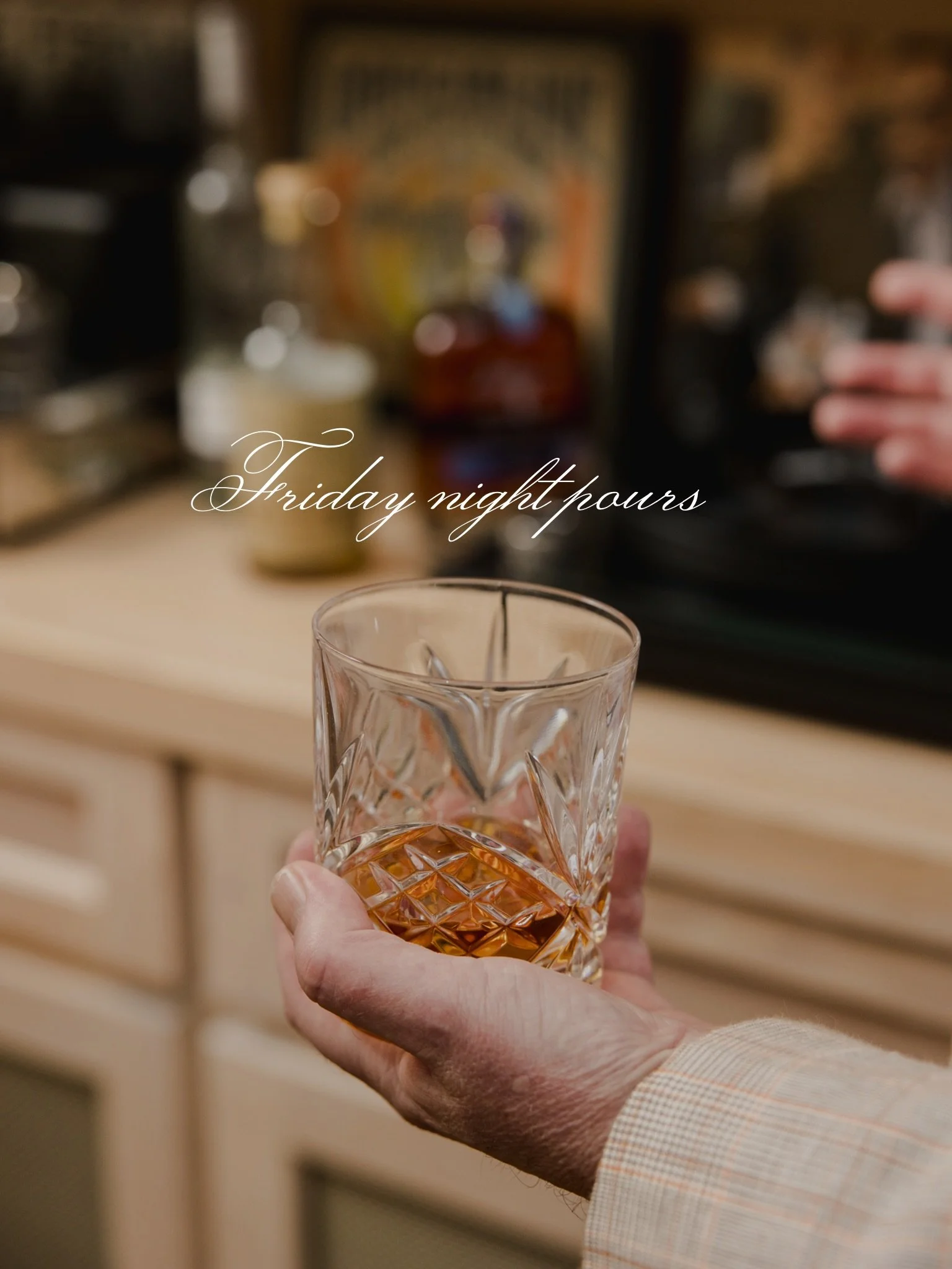 Allow The White Horse to provide 🥃 and soundtrack 🎶 your Friday night pours 

Take a listen to our Whiskey Business playlist on Spotify ☝🏽access it via the link in profile 

#cocktailhour #fridaynight #playlist