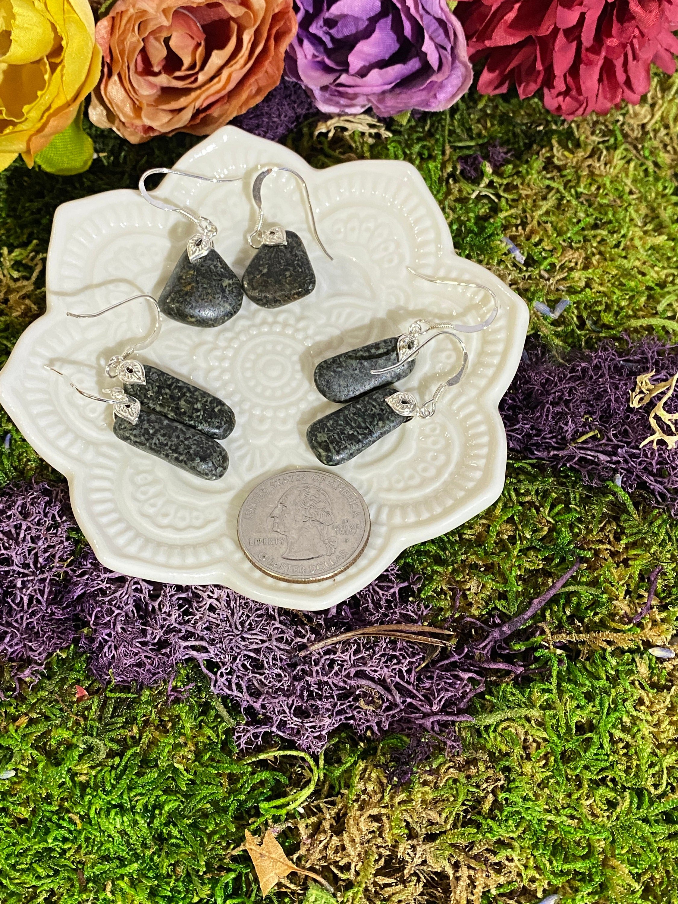 https://i.etsystatic.com/20819021/r/il/d65b0e/4432052883/il_fullxfull.4432052883_jwwv.jpg