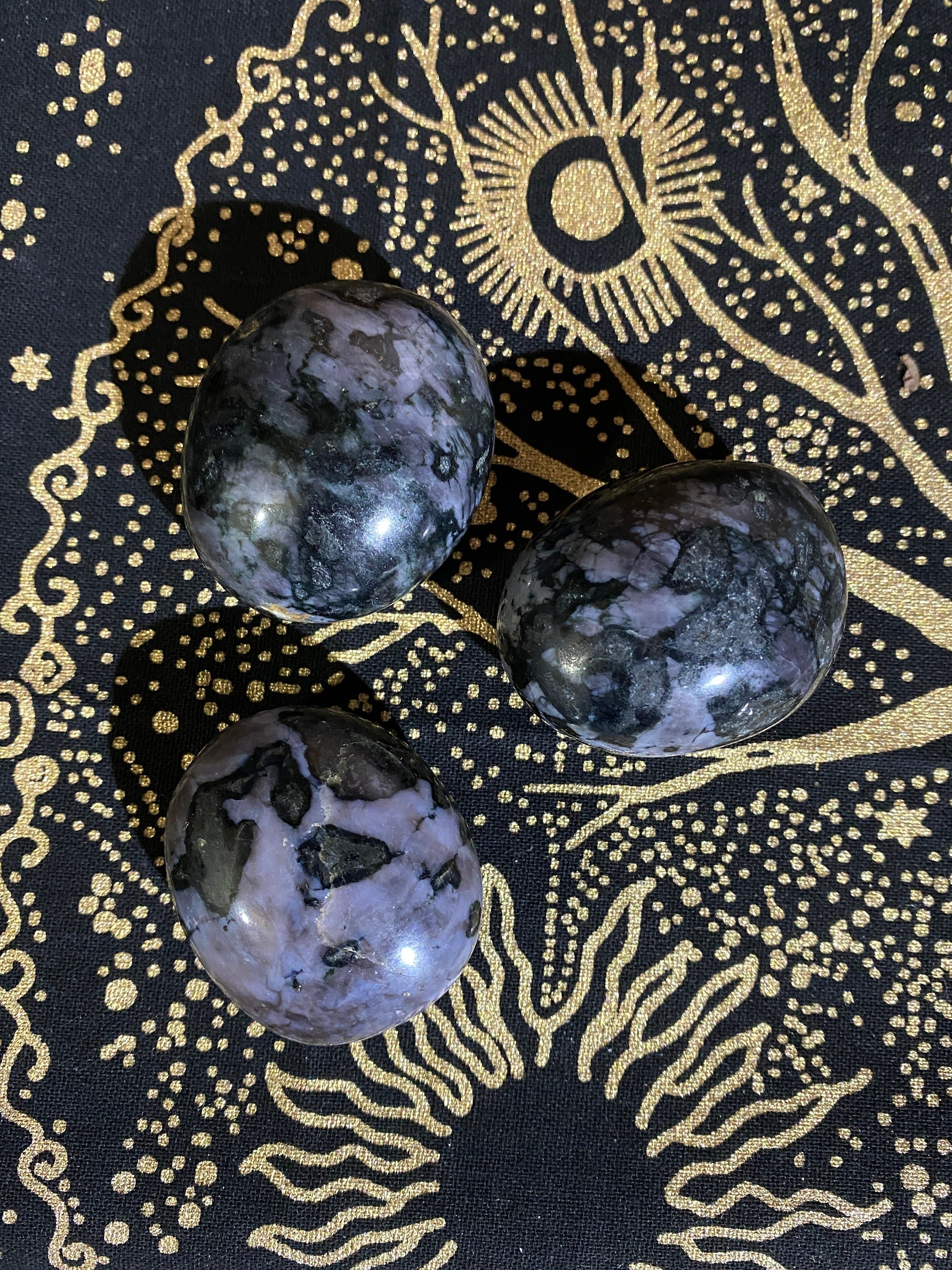 https://i.etsystatic.com/20819021/r/il/0cf05d/4893802171/il_fullxfull.4893802171_9oo5.jpg