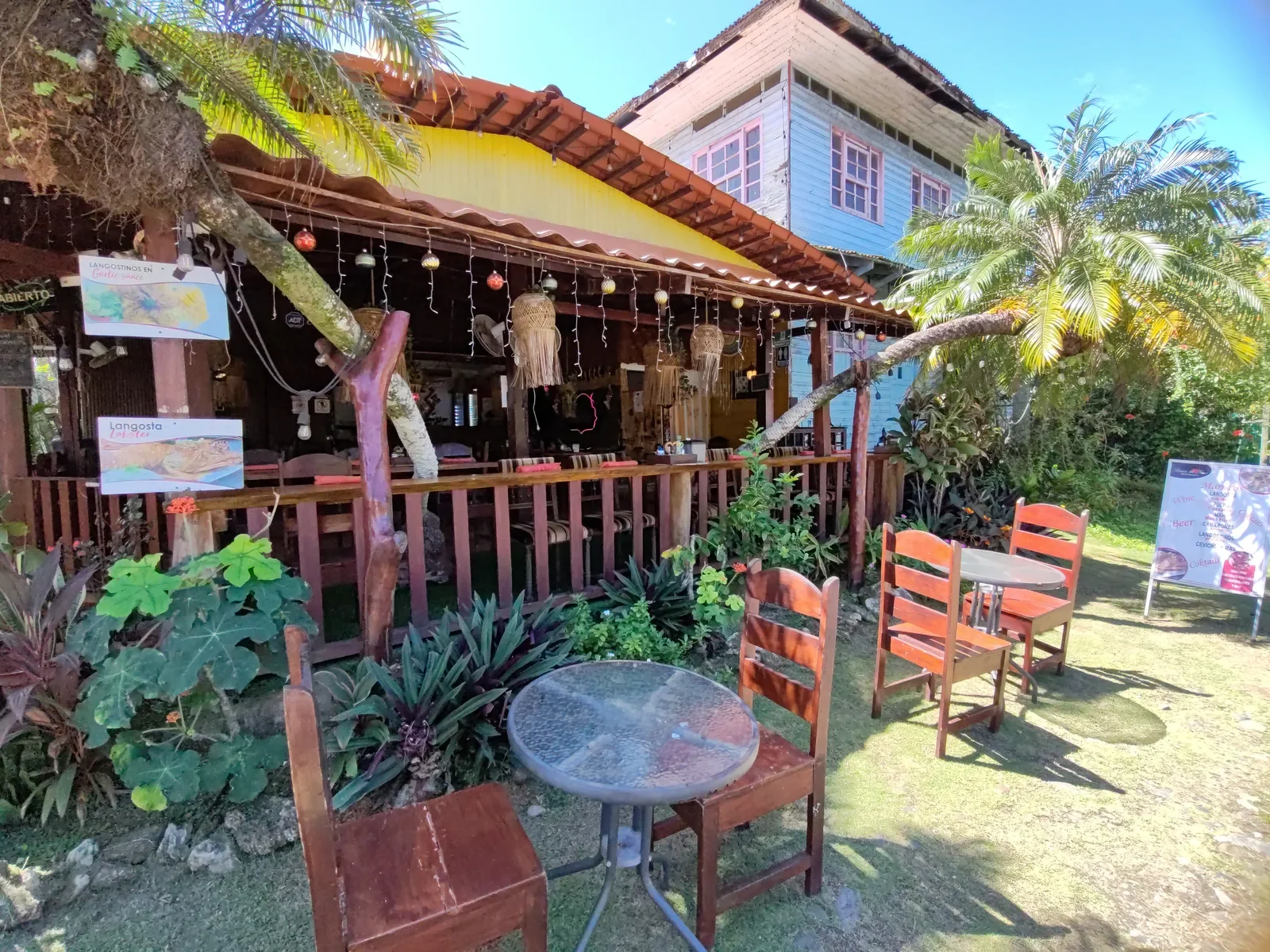 Restaurant in Cahuita.webp