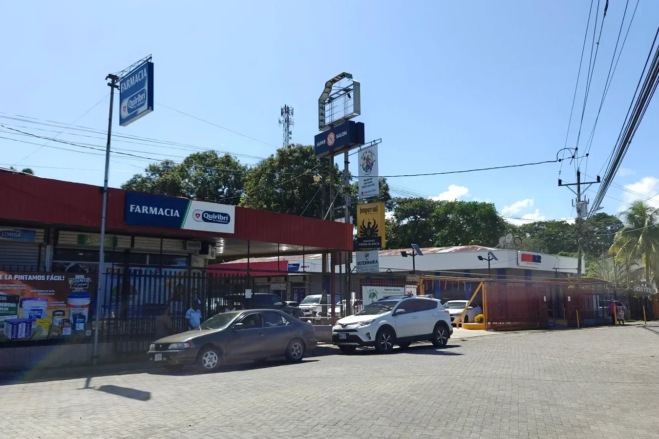 Living in Cahuita Costa Rica: Pharmacy in Cahuita