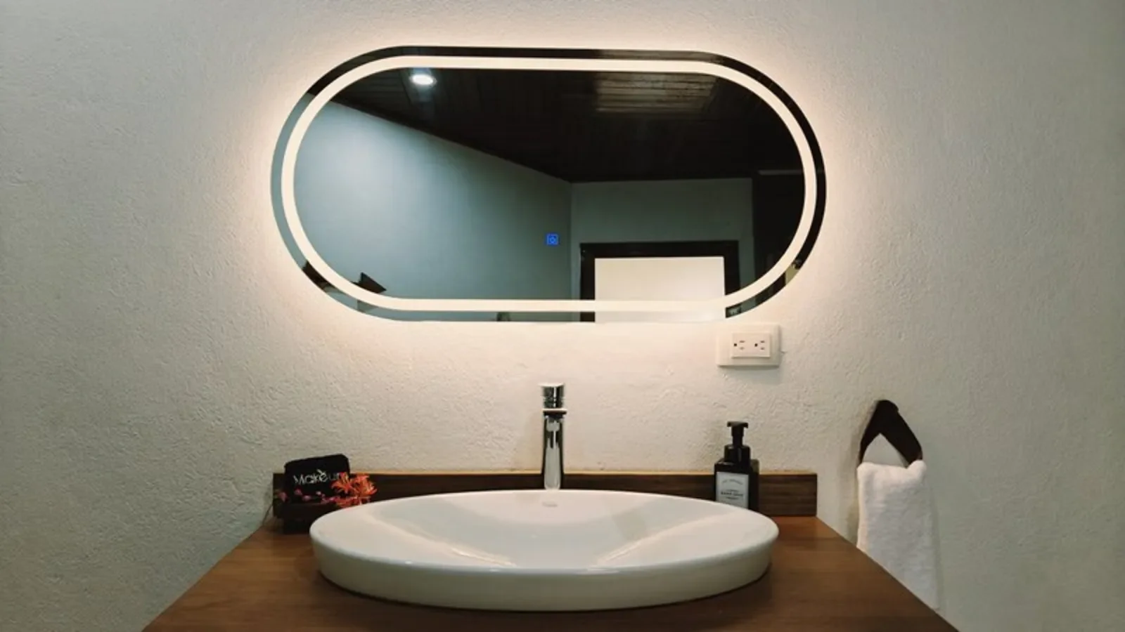 Renovated Home with Ocean View (3).webp