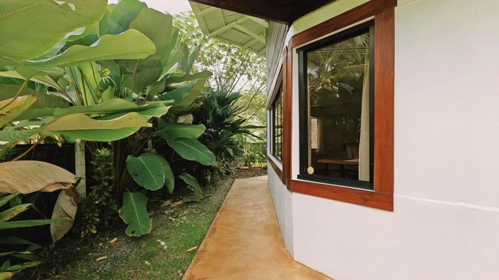 Renovated Home with Ocean View (13).webp