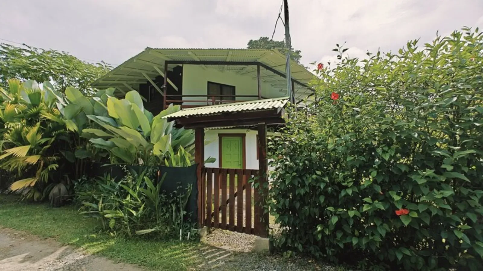 Renovated Home with Ocean View (16).webp