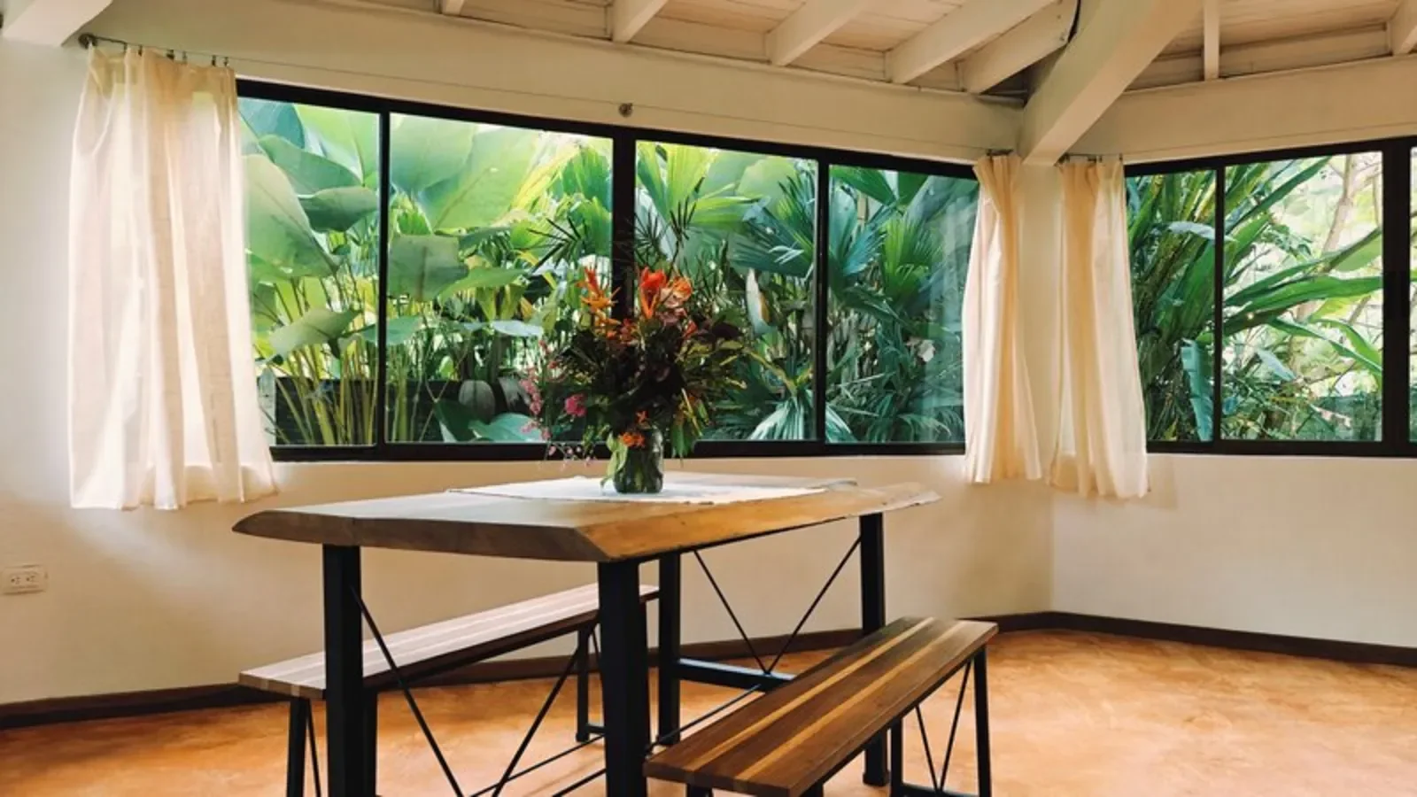 Renovated Home with Ocean View (25).webp