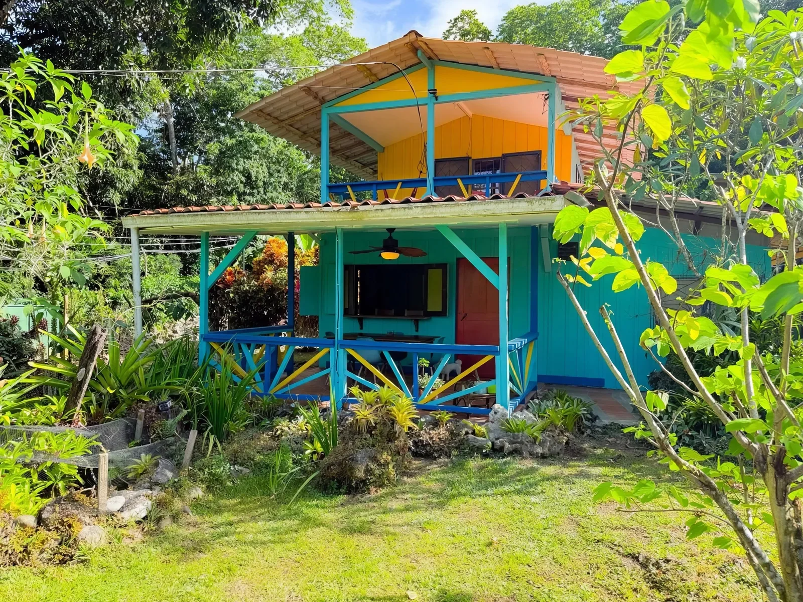 $265,000 - 2 Bd/1 Ba - Income Generating Caribbean Home Cahuita