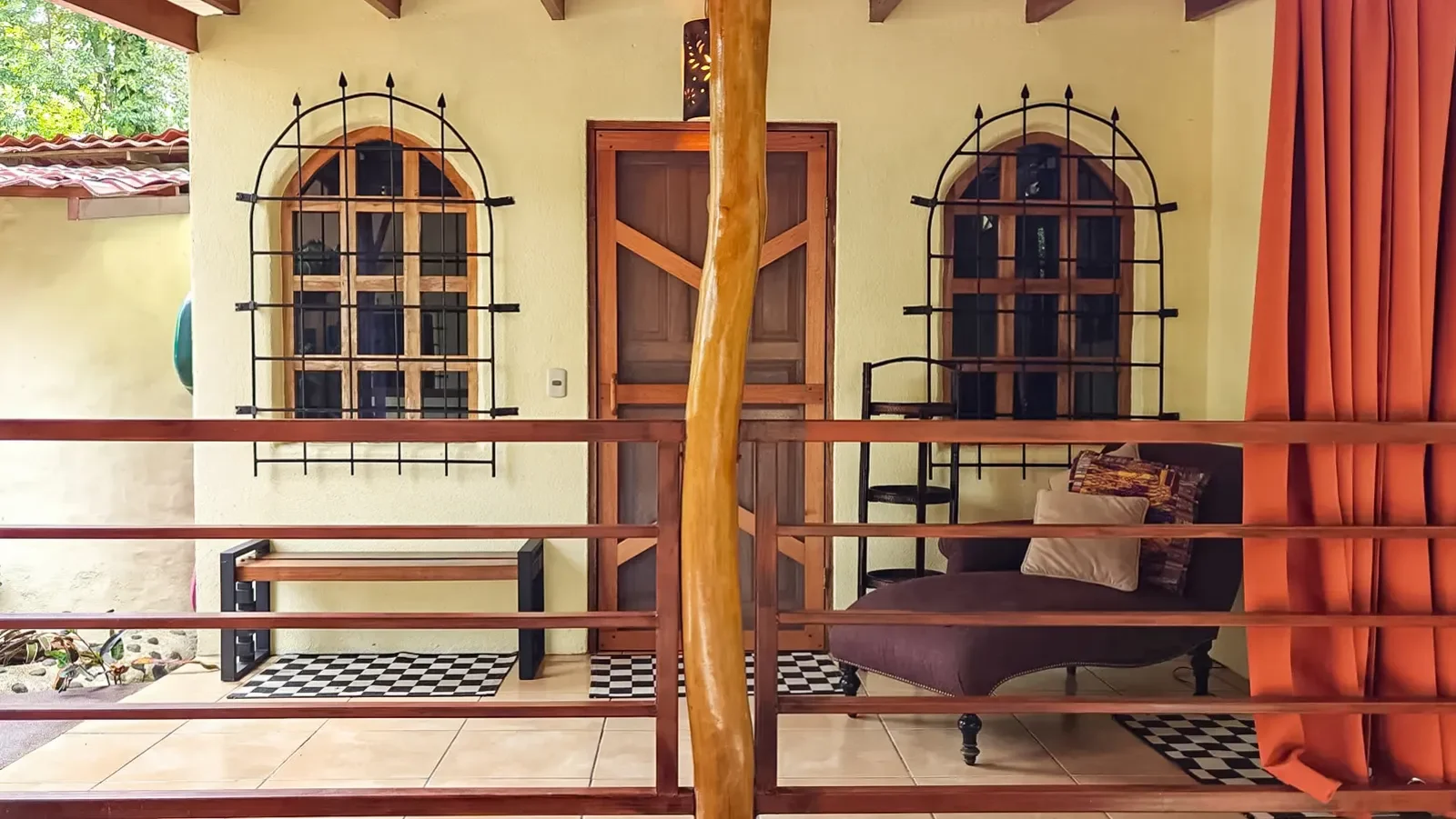 playa-chiquita-turnkey-entertainment-home (1).webp