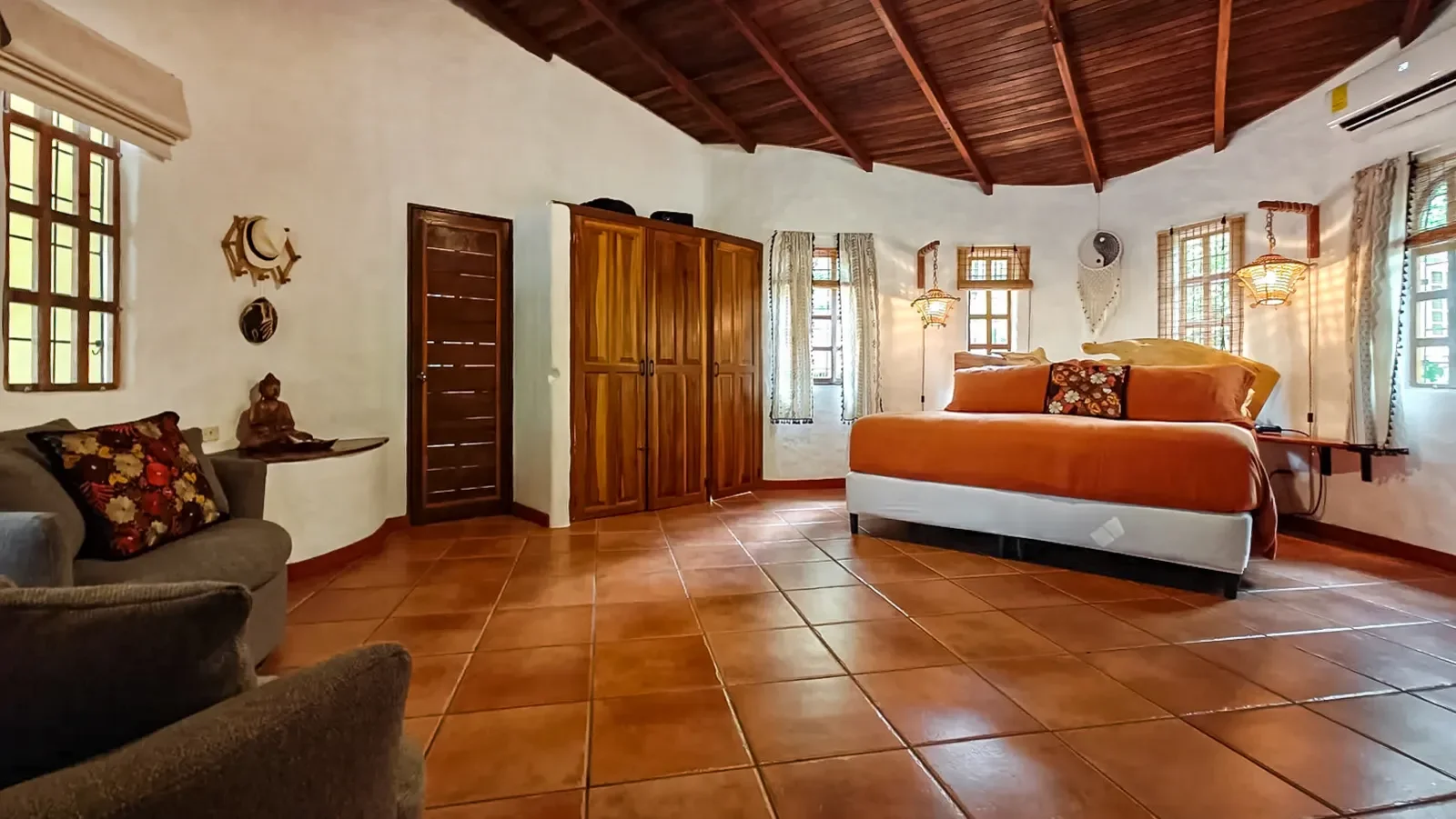 playa-chiquita-turnkey-entertainment-home (8).webp