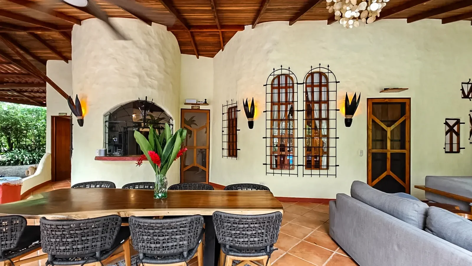 playa-chiquita-turnkey-entertainment-home (16).webp