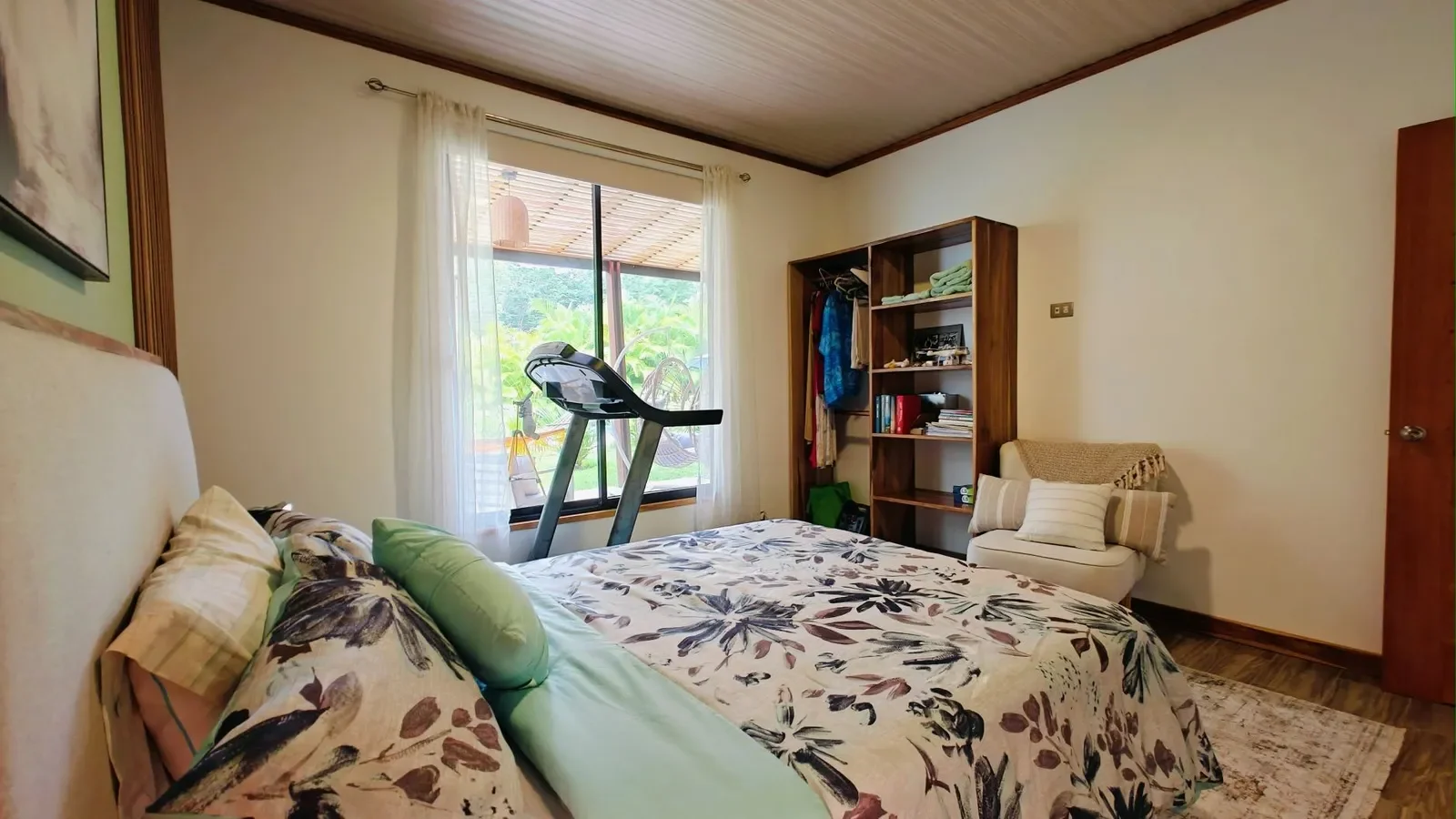 Luxurious-Tropical-Home-Playa Negra-Beach (5).webp