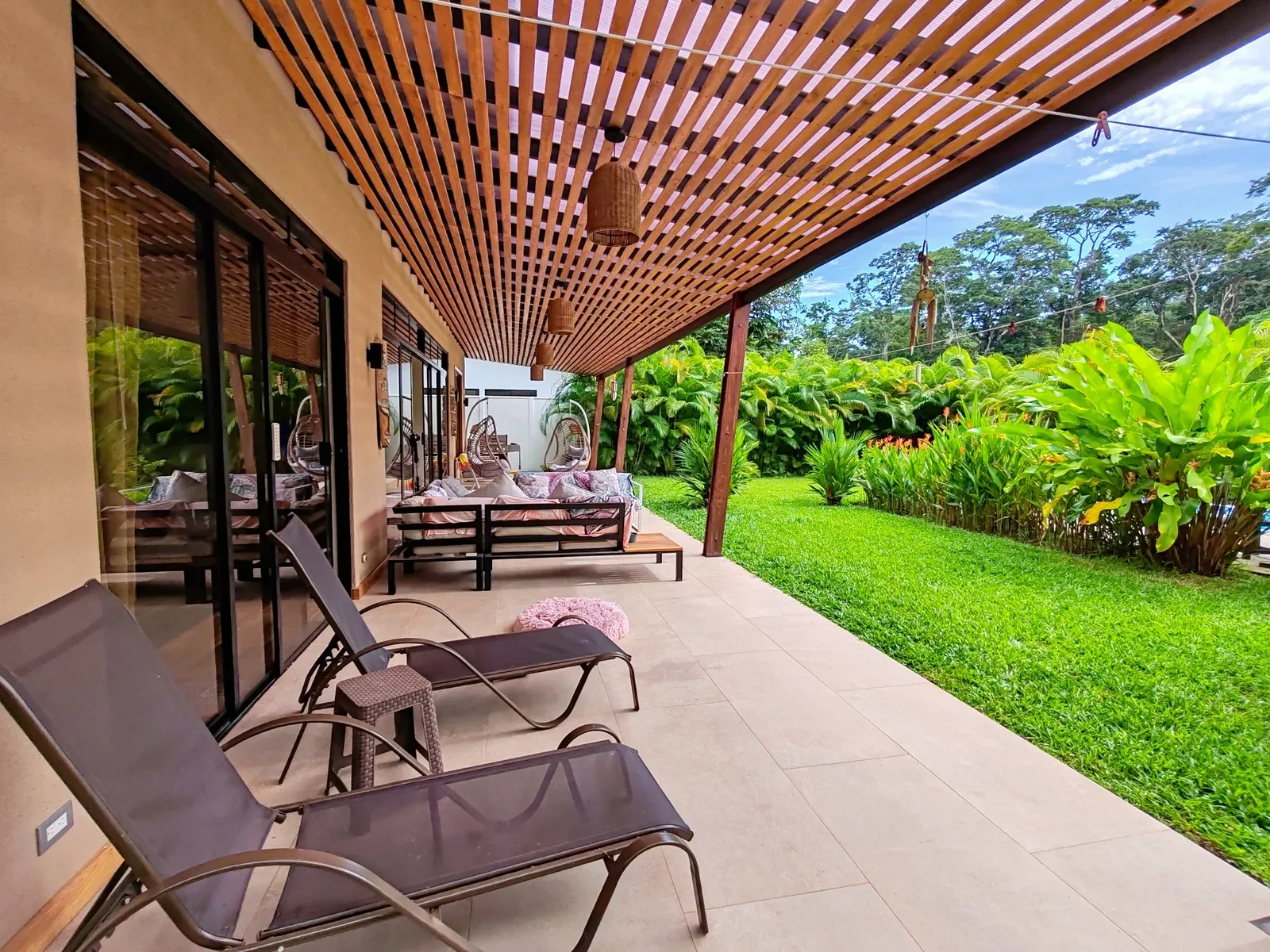 Luxurious-Tropical-Home-Playa Negra-Beach (32).webp