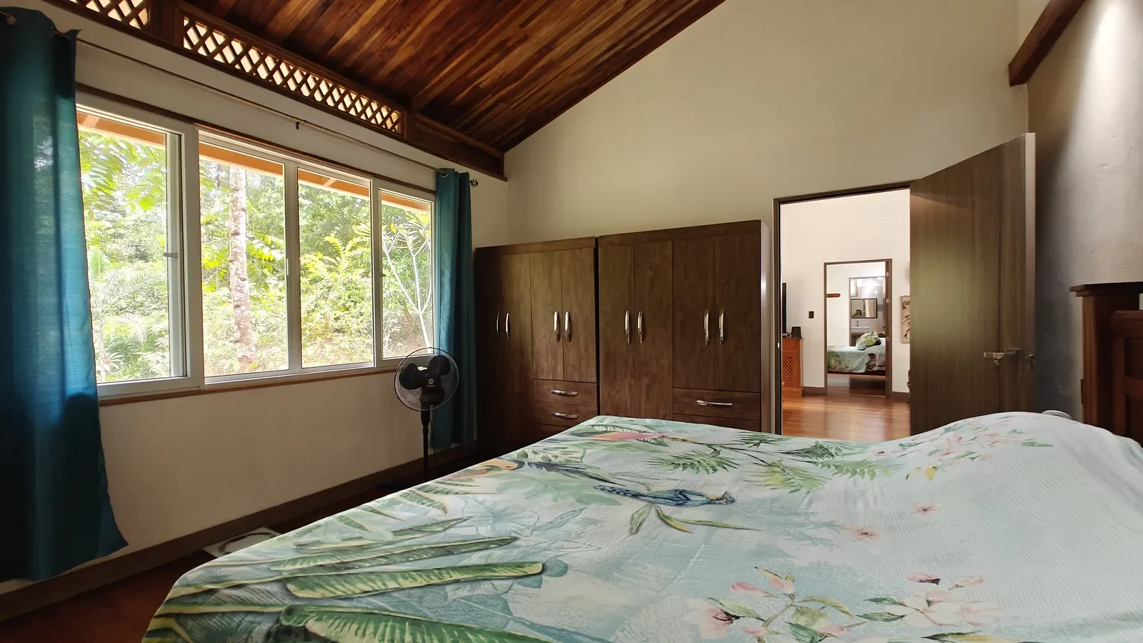 Private Jungle Estate with River (13).webp