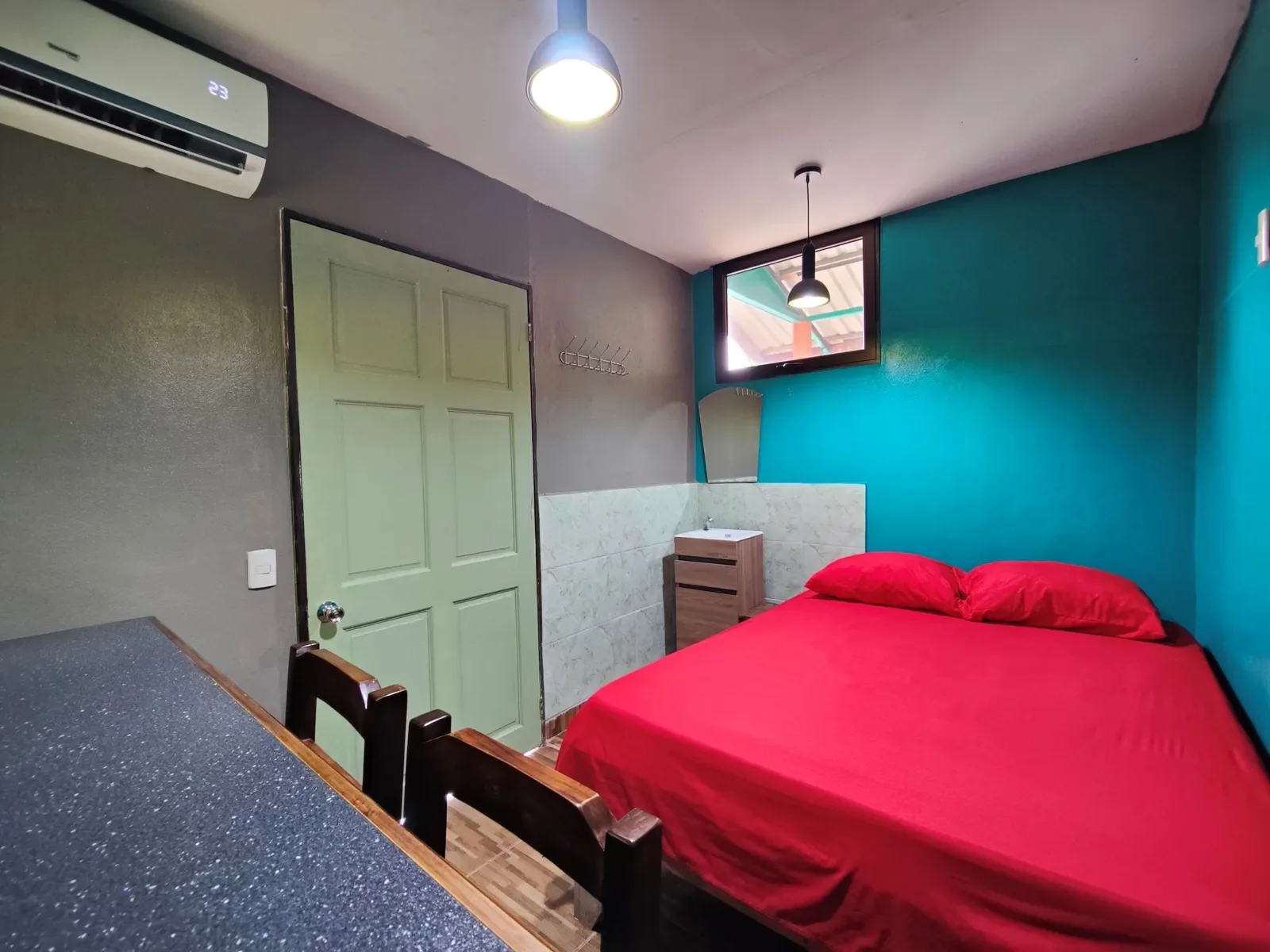 charming-home-with-stunning-outdoor-spaces (17).webp