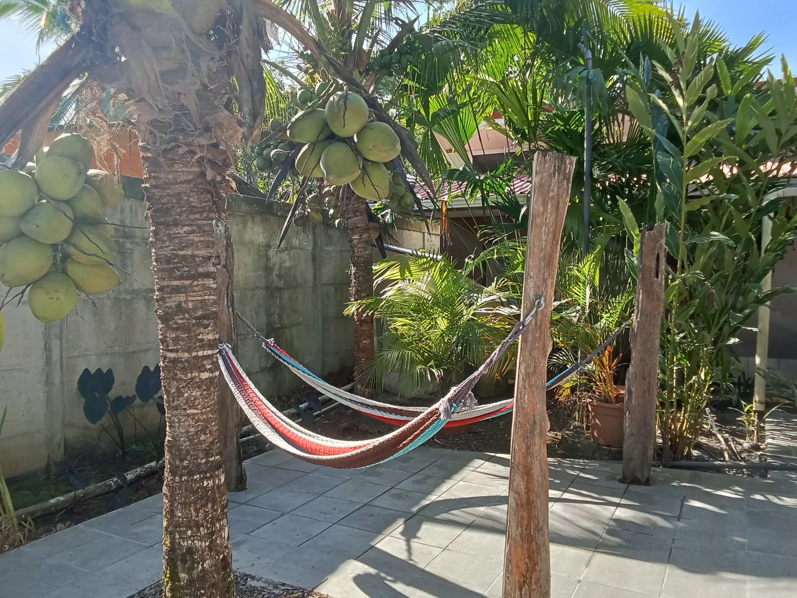 charming-home-with-stunning-outdoor-spaces (21).webp