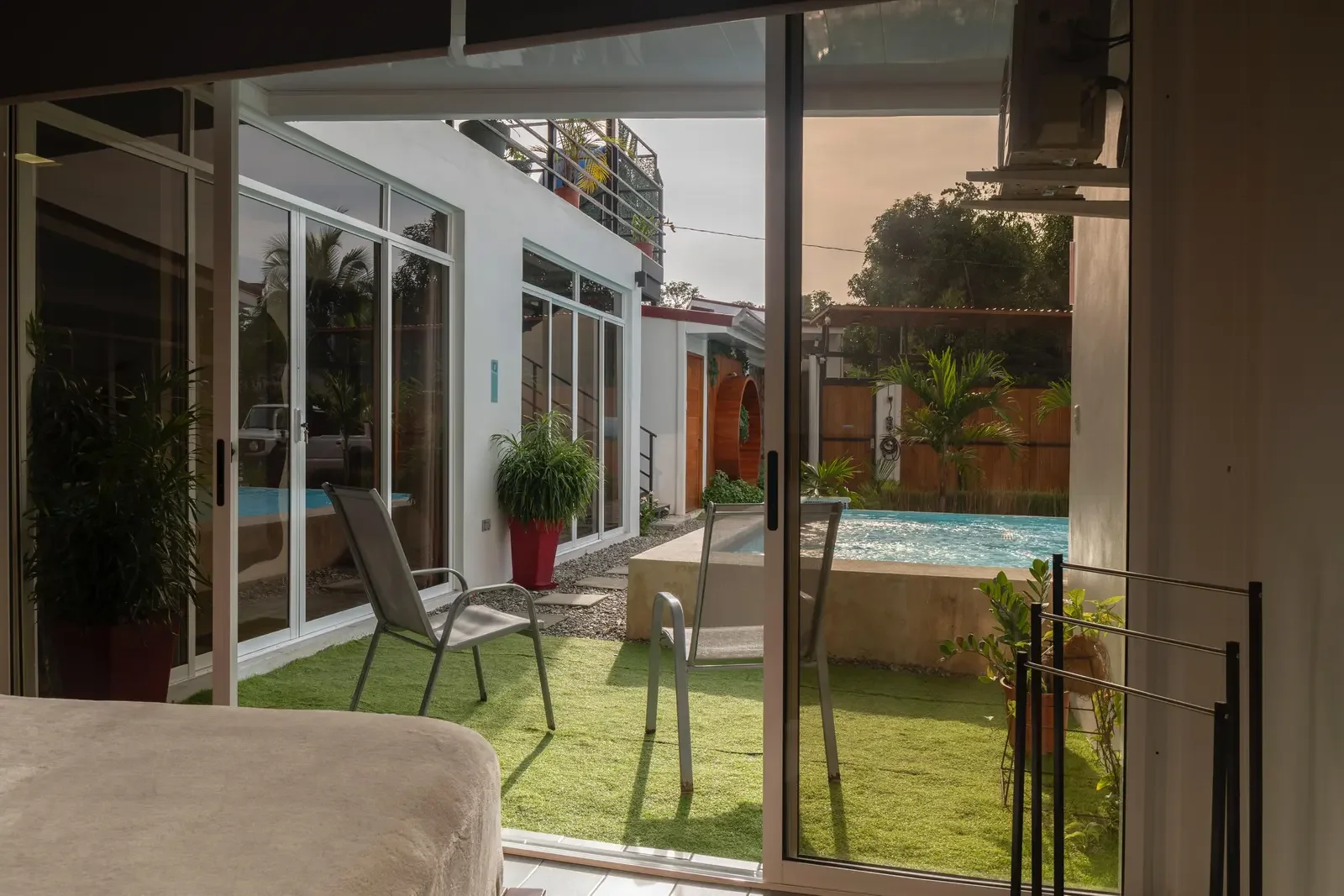 3-unit-apartments-pan-dulce-puerto-viejo (3).webp