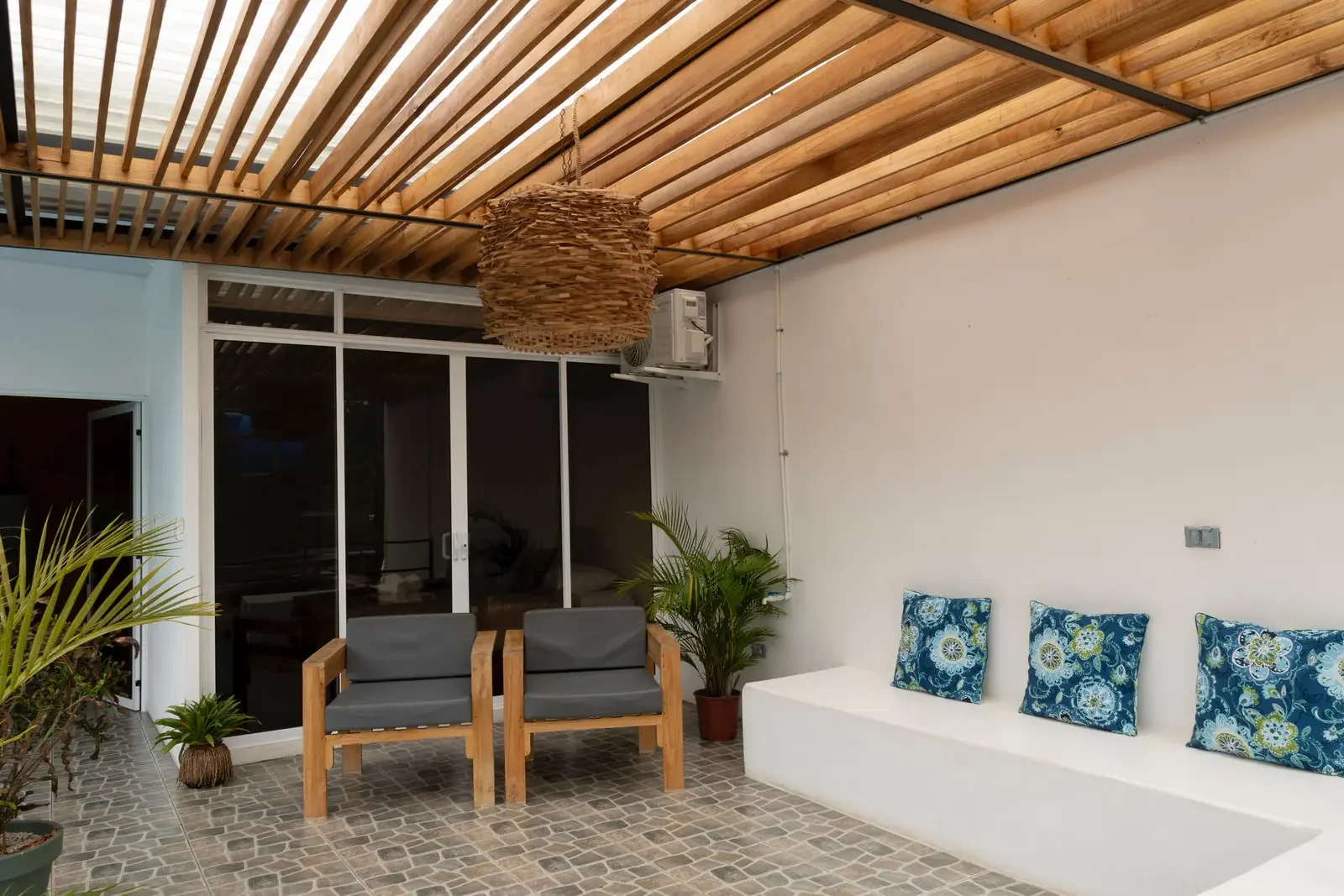 3-unit-apartments-pan-dulce-puerto-viejo (18).webp