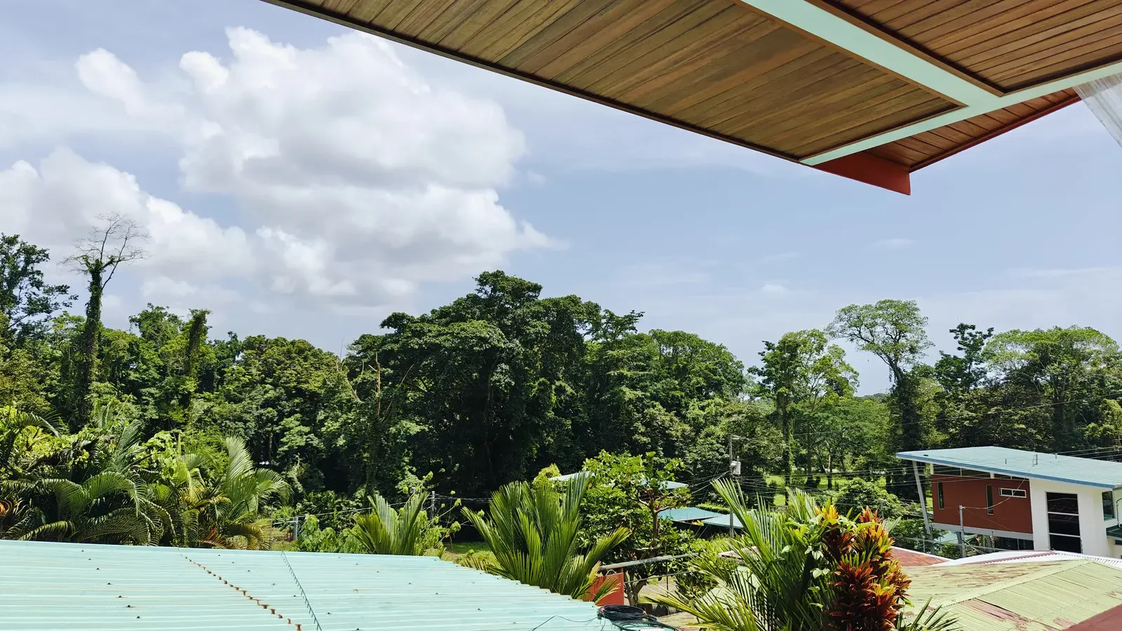 multi-unit-home-hone-creek-costa-rica (7).webp