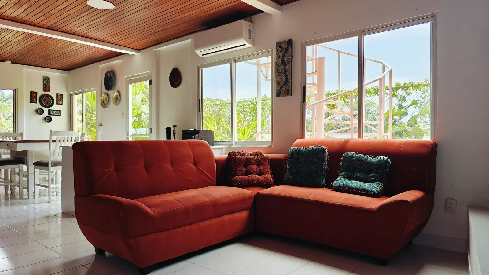 multi-unit-home-hone-creek-costa-rica (11).webp