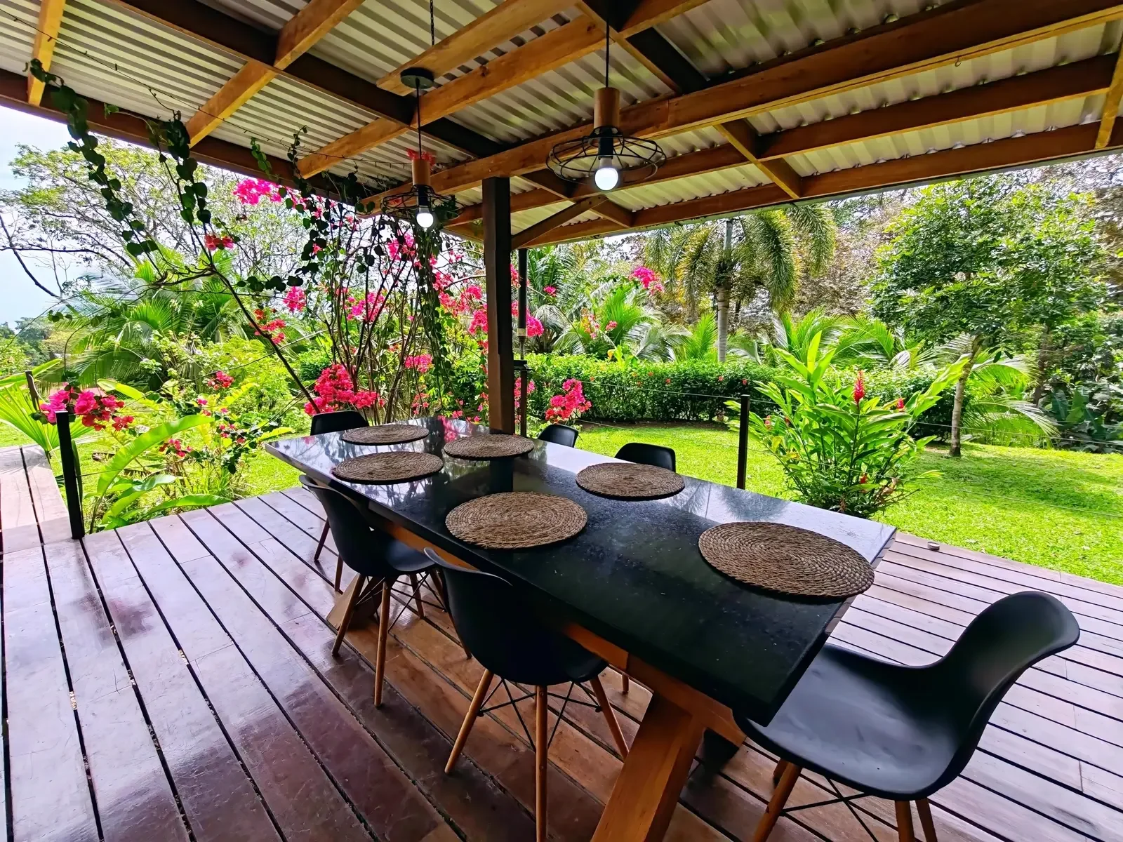 ocean-view-caribbean-home-cahuita-costa-rica (1).webp