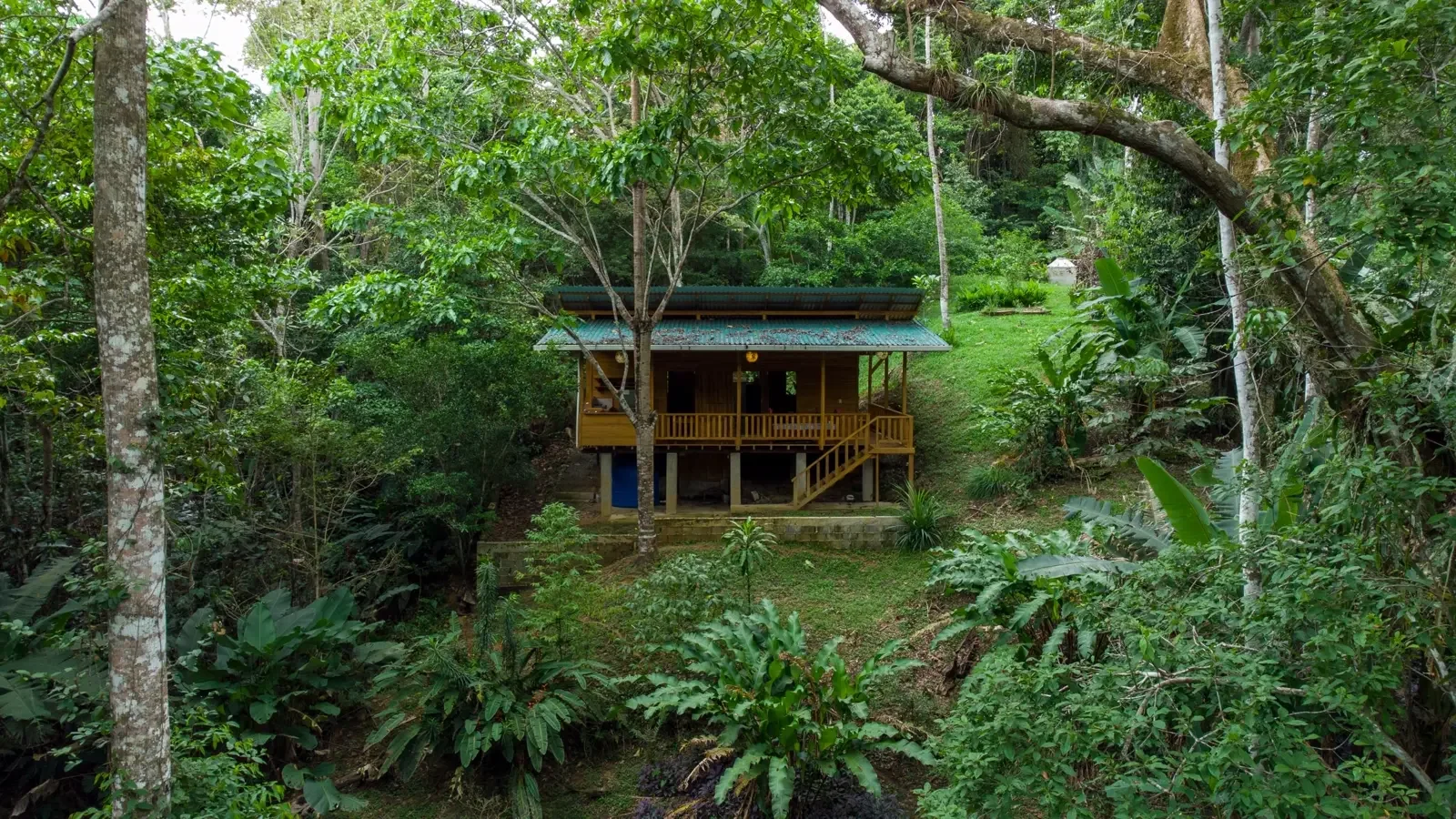 caribbean-homes-pool-gated-community (23).webp
