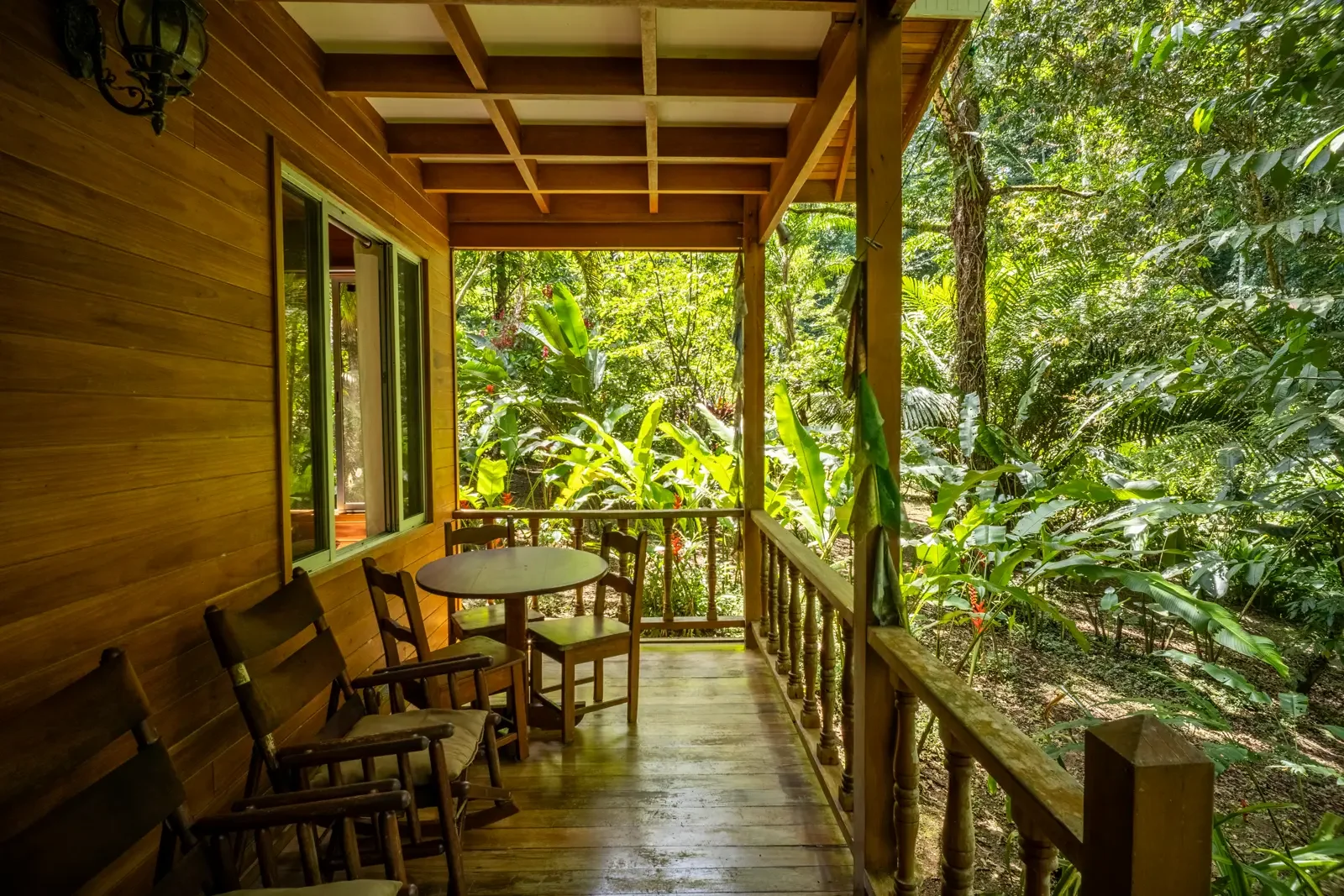 private-jungle-chalet-hone-creek (20).webp
