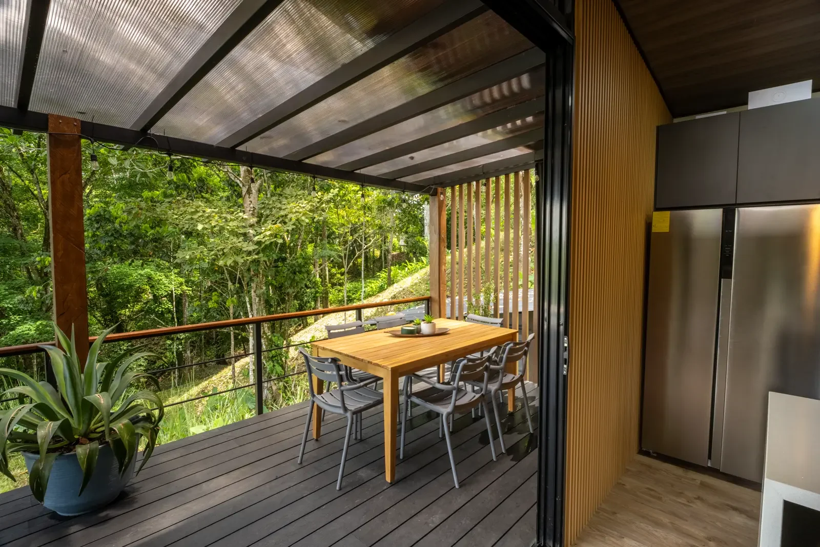 luxury-jungle-home-punta-uva-costa-rica (19).webp