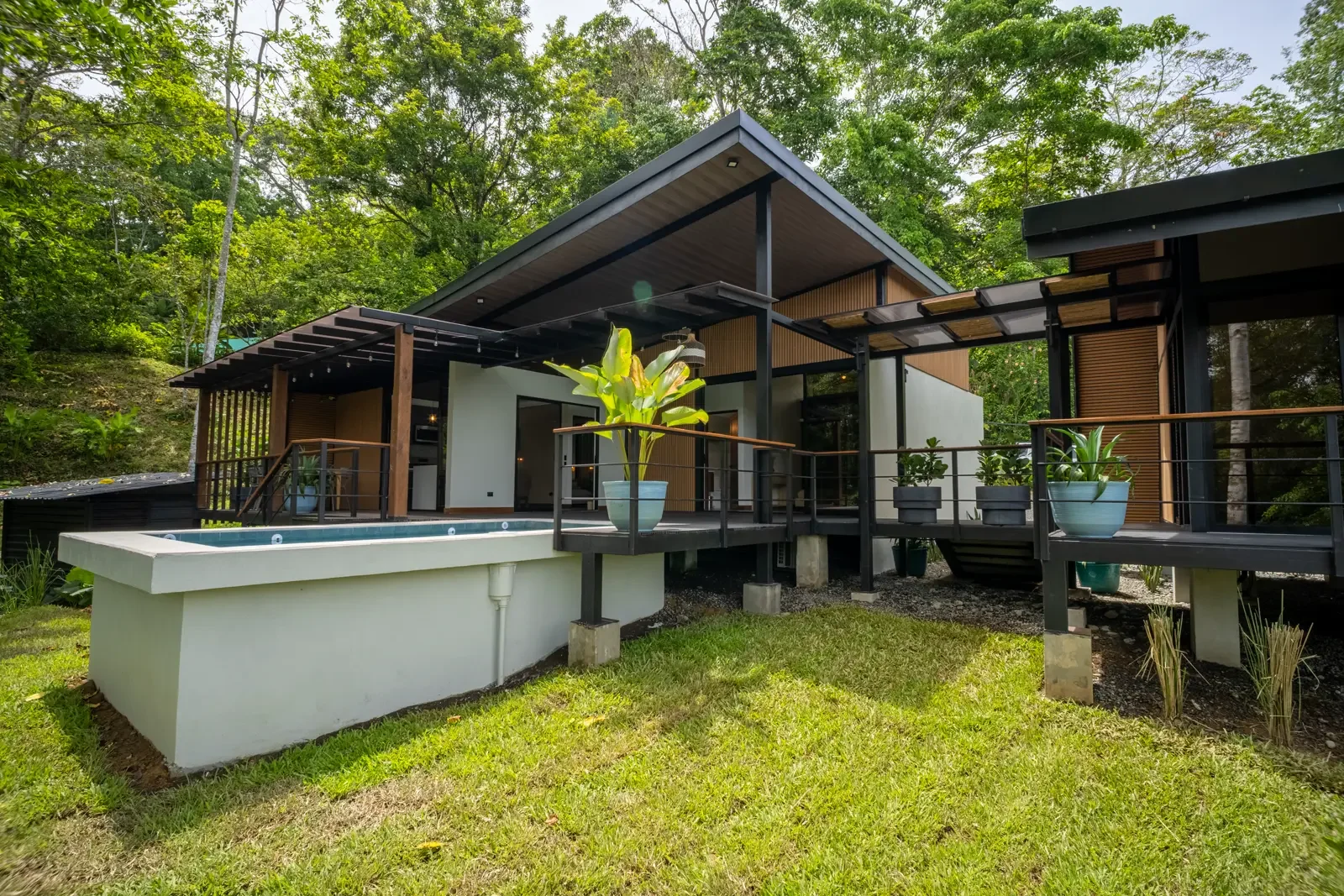 luxury-jungle-home-punta-uva-costa-rica (33).webp