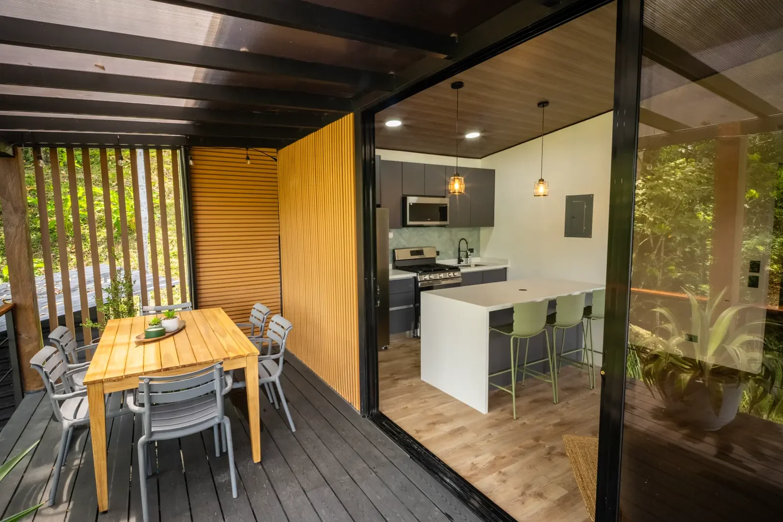 luxury-jungle-home-punta-uva-costa-rica (41).webp