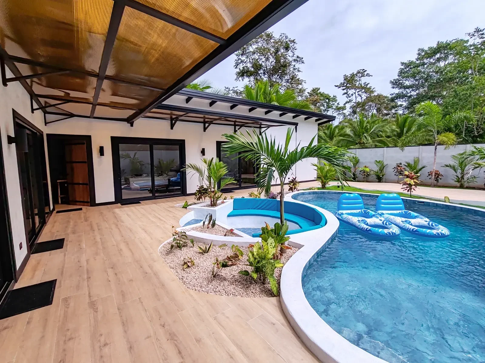 ID 1054 Playa Negra Guest House (5).webp