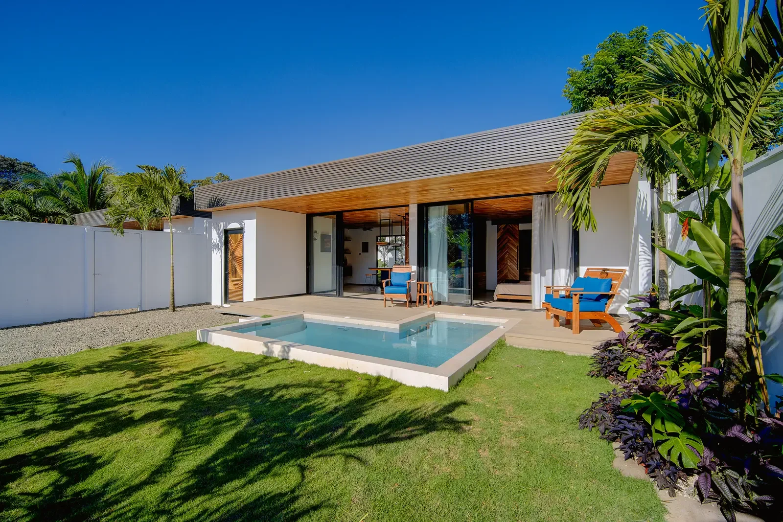 VILLA_SHANTI_1.webp