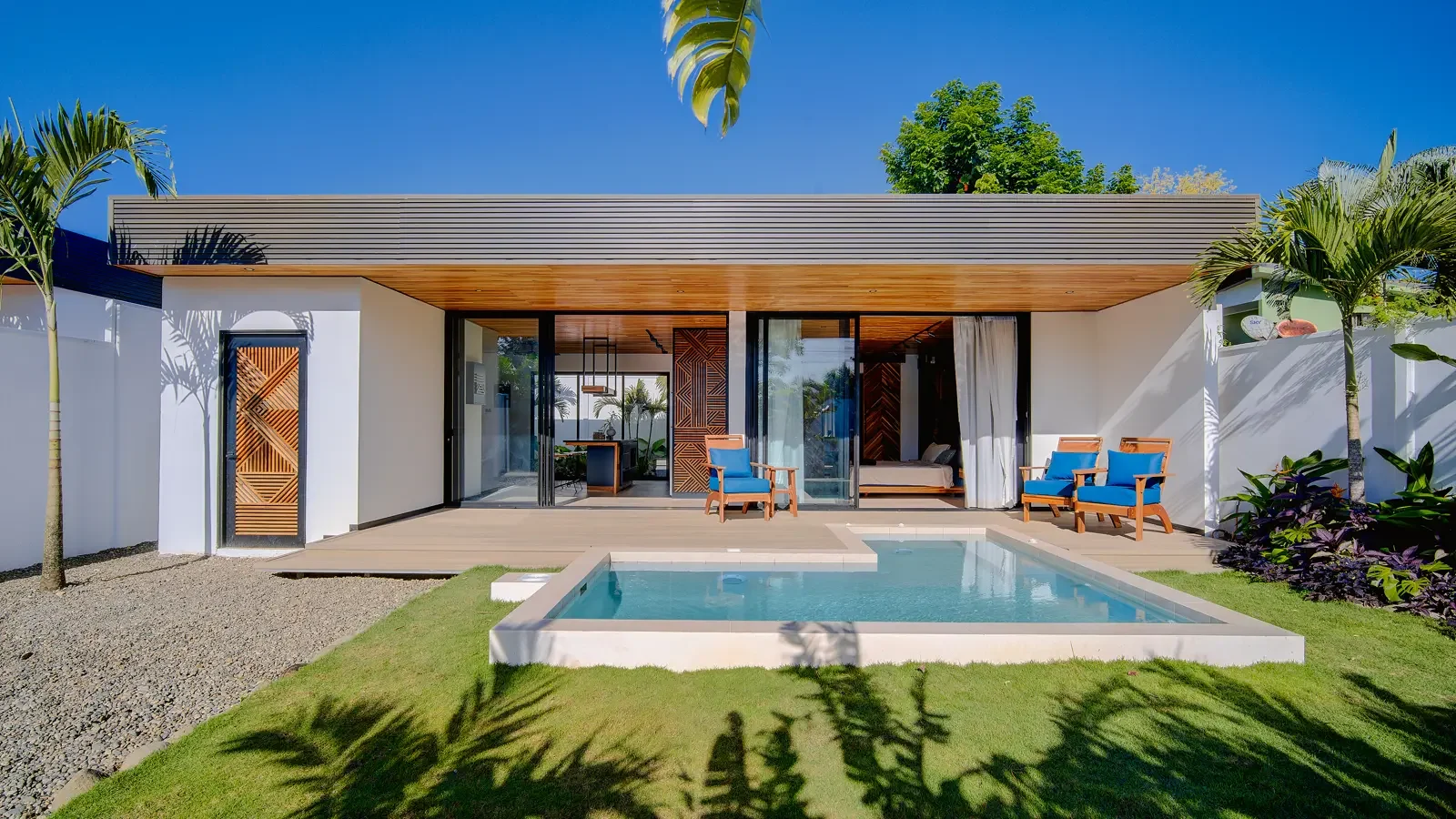 $295,000 - 1 Bd/1 Ba - Modern Pool Home in Playa Negra, Puerto Viejo