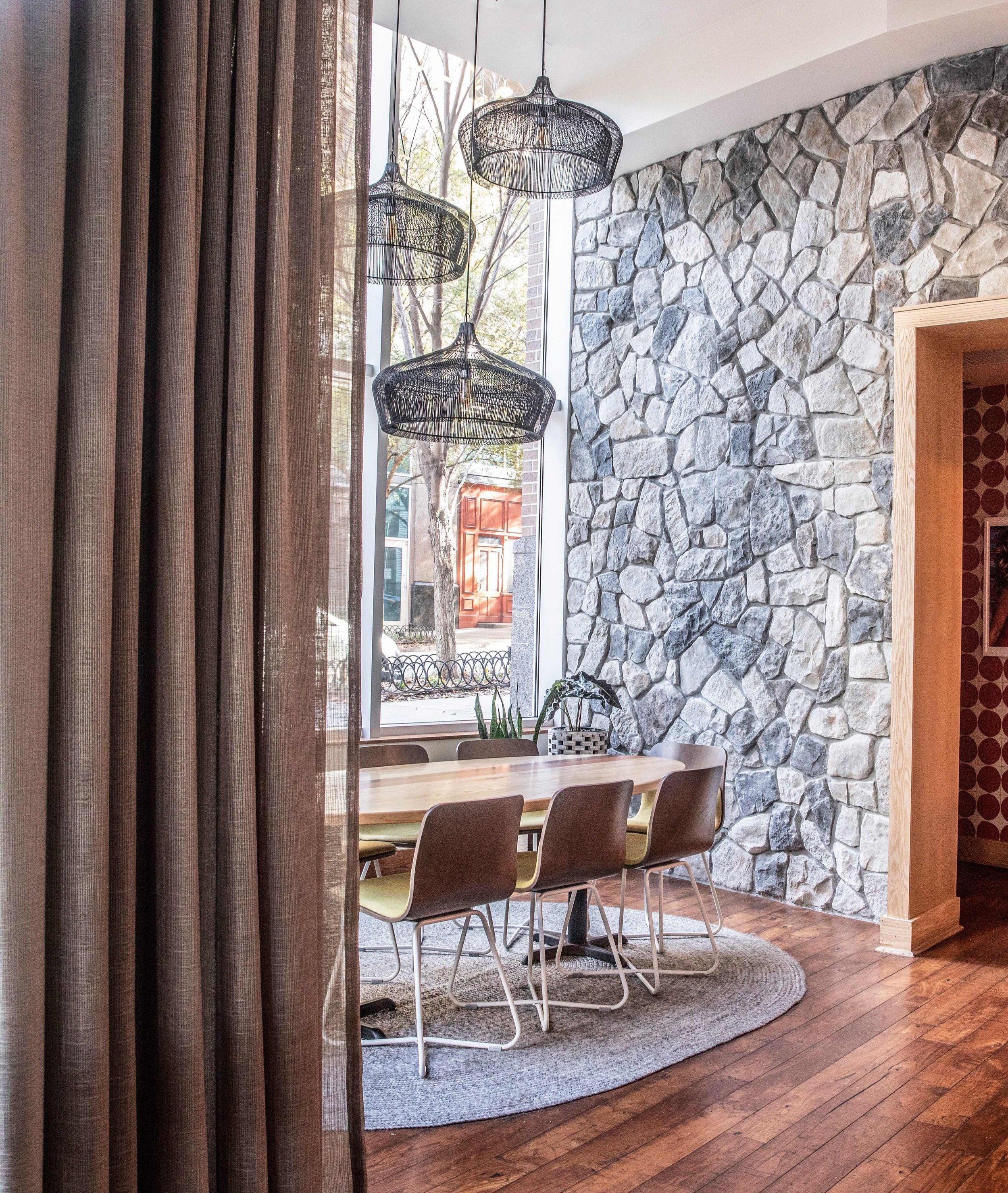 CS_Echo+Ridge_Dressed+Fieldstone_Int_Commercial_Full+Marketing+Rights_2+%281%29.jpg