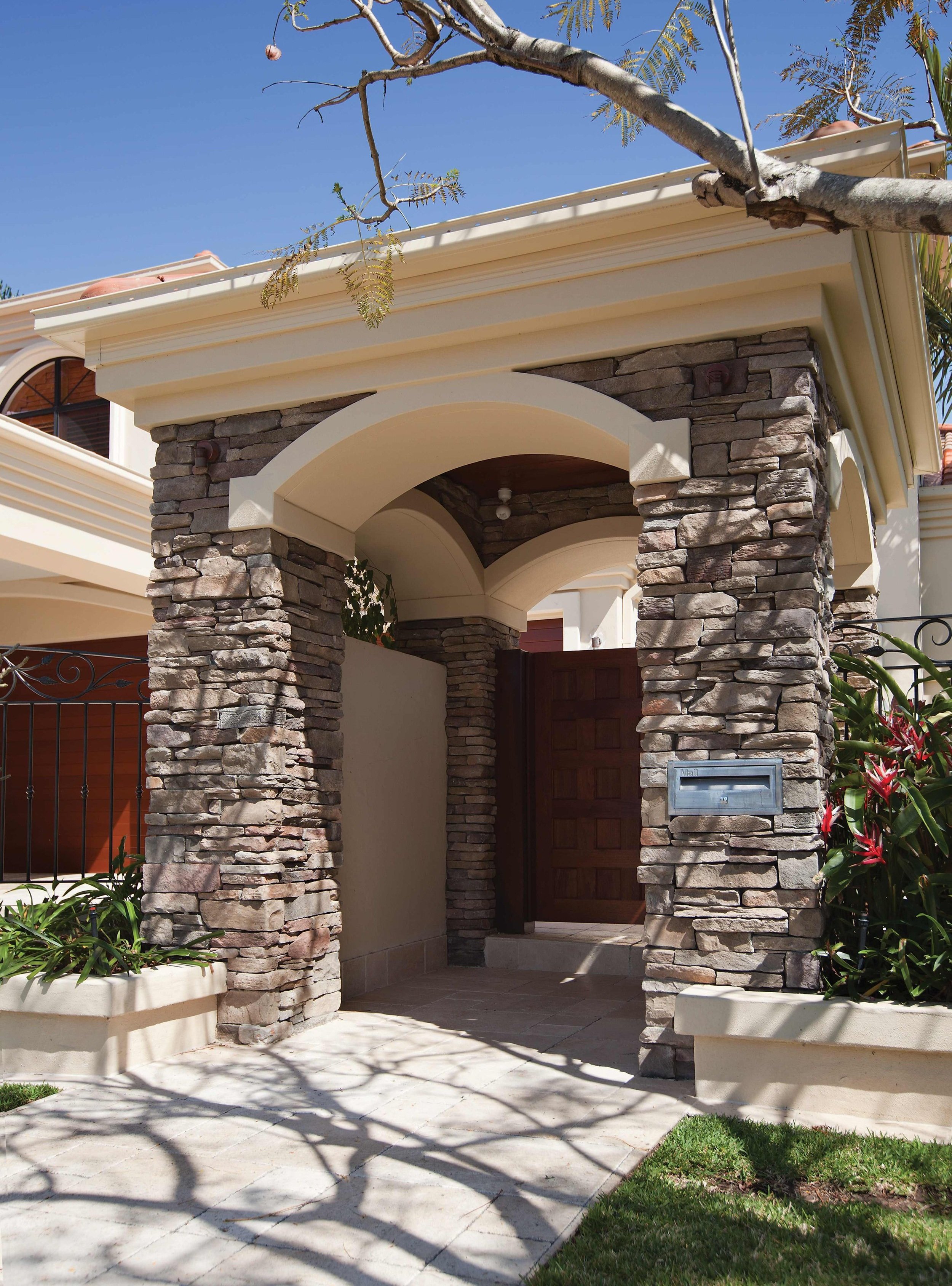 CS_Southern+Ledgestone_Chardonnay_Ext_Facade.jpg