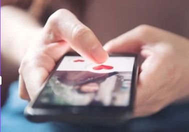 Why Dating Apps Don't Work for High-Achieving Professionals