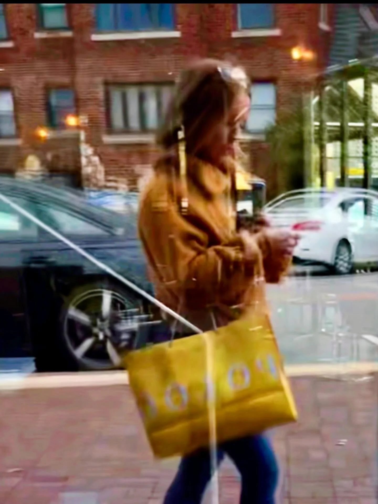 Found this old photo and still love the energy of it - a reminder I&rsquo;ve walked through so many seasons of life. Still me, still learning, still moving forward. ✨

Alsooooo&hellip; I&rsquo;ve quietly updated my booking page &amp; it finally feels