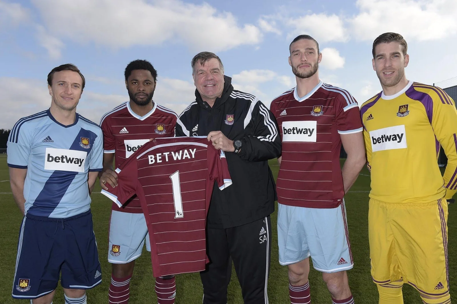 West-Ham-United-Betway-Kit-1.jpeg