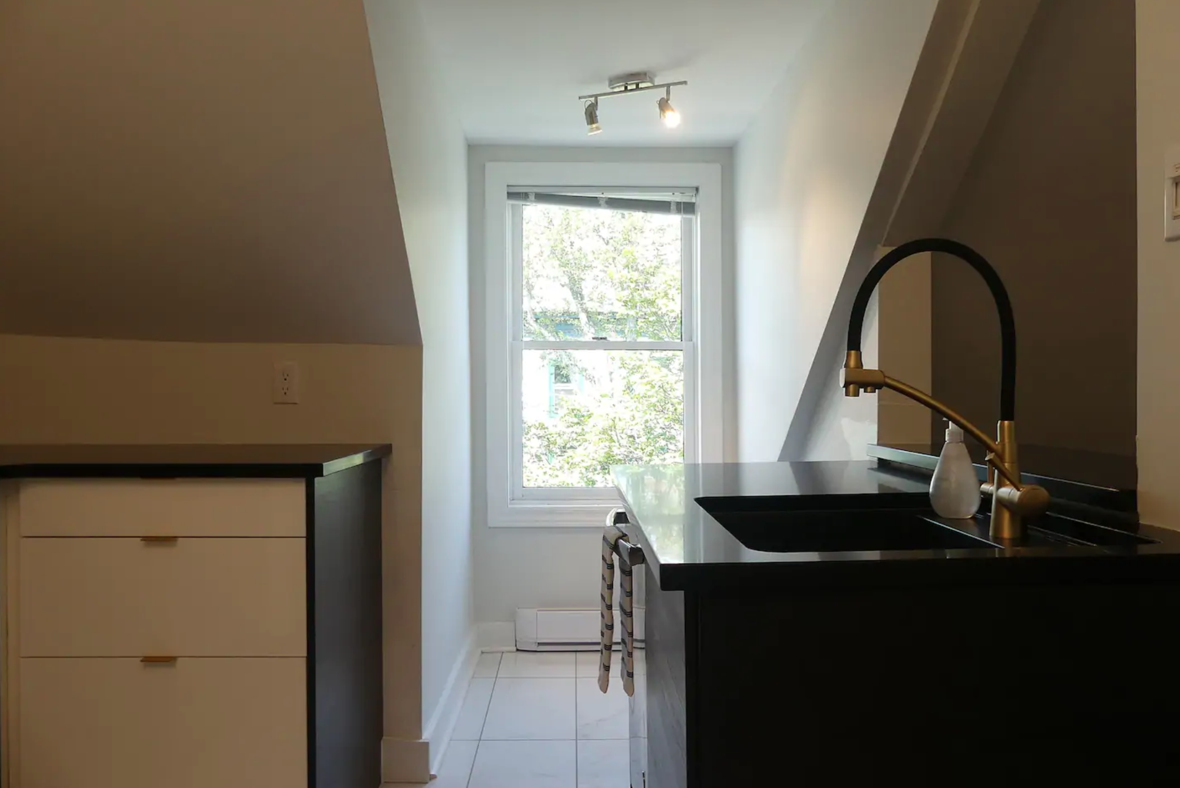 Screen Shot 2020-03-18 at 8.24.06 PM.png