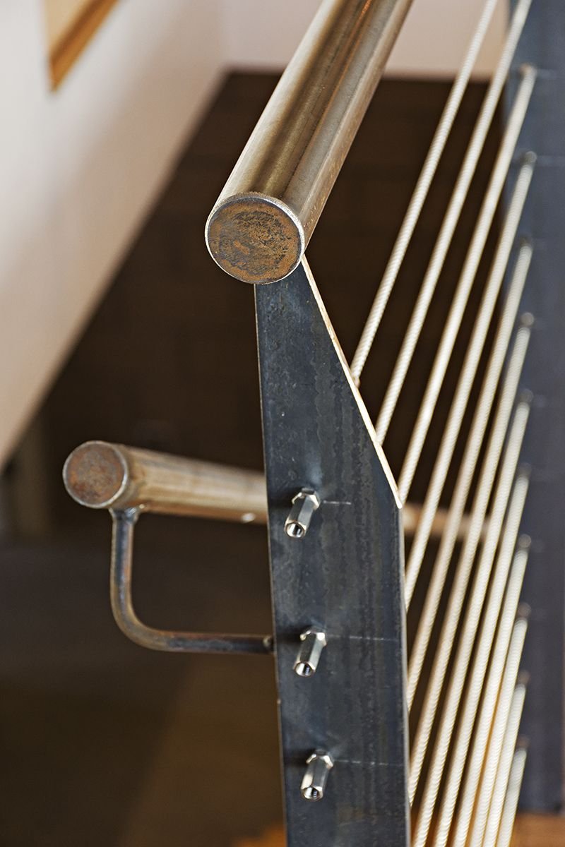 #10 Round hand rail & plate detail