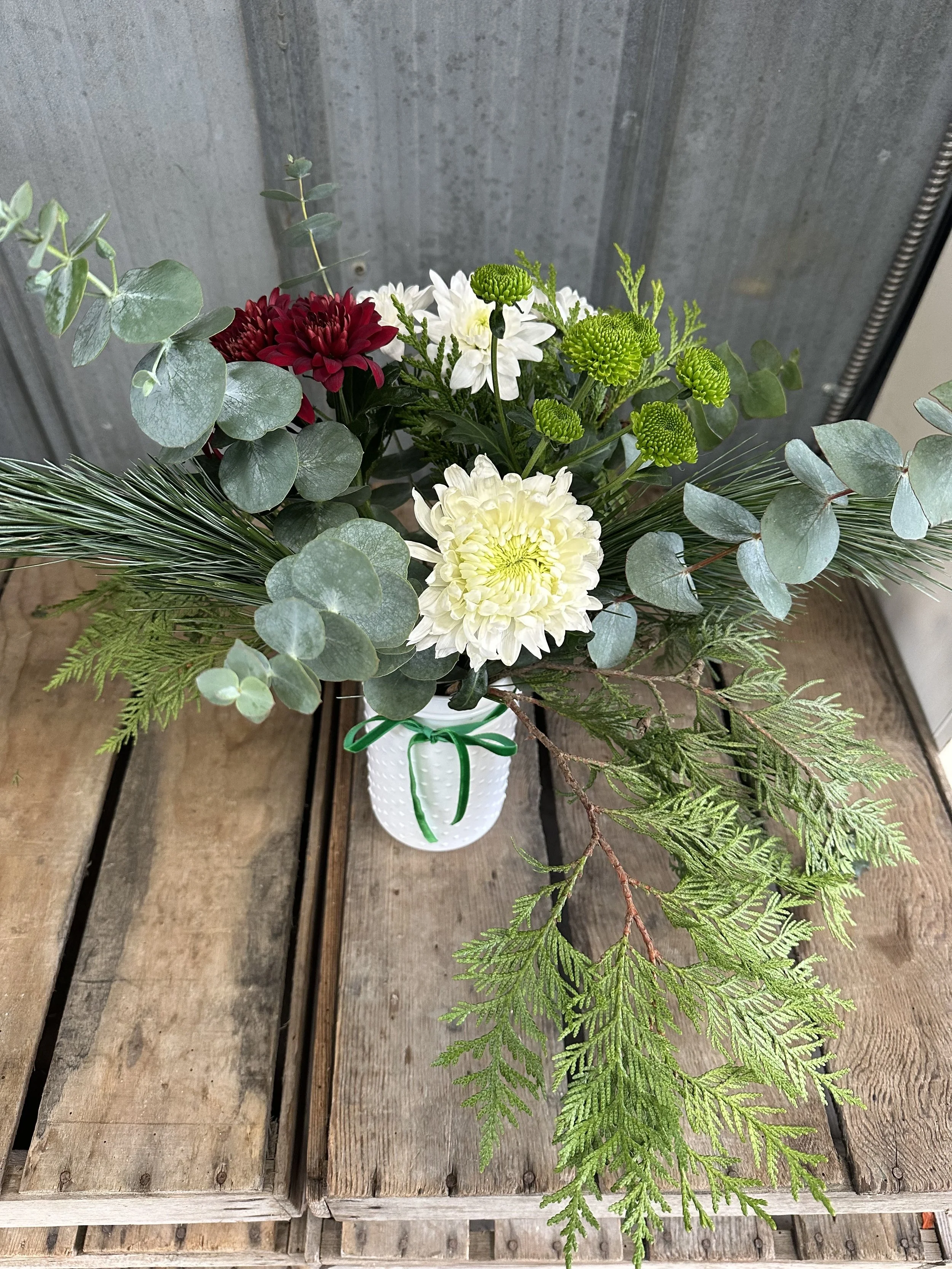Greens + Flowers centrepeice