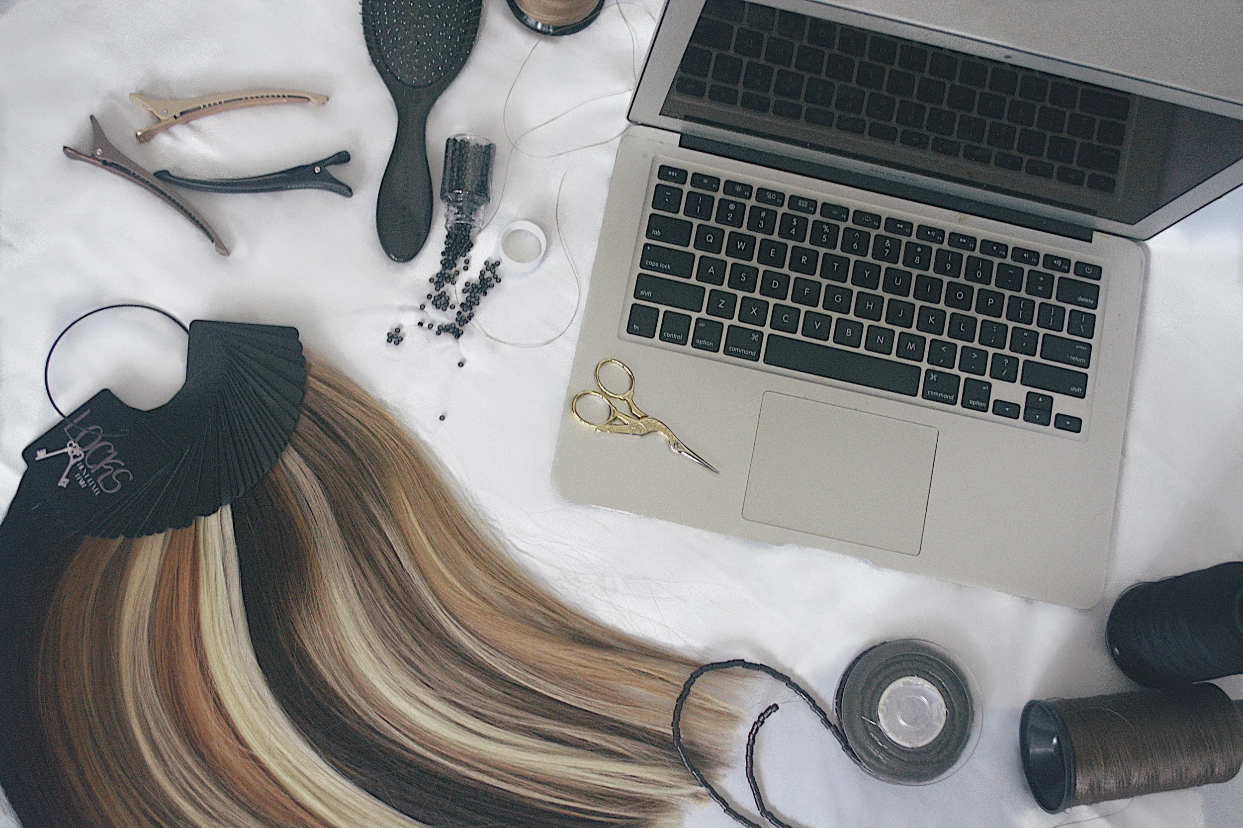 Facetune_01-08-2025-11-20-40 - Rachel Thomas.jpeg