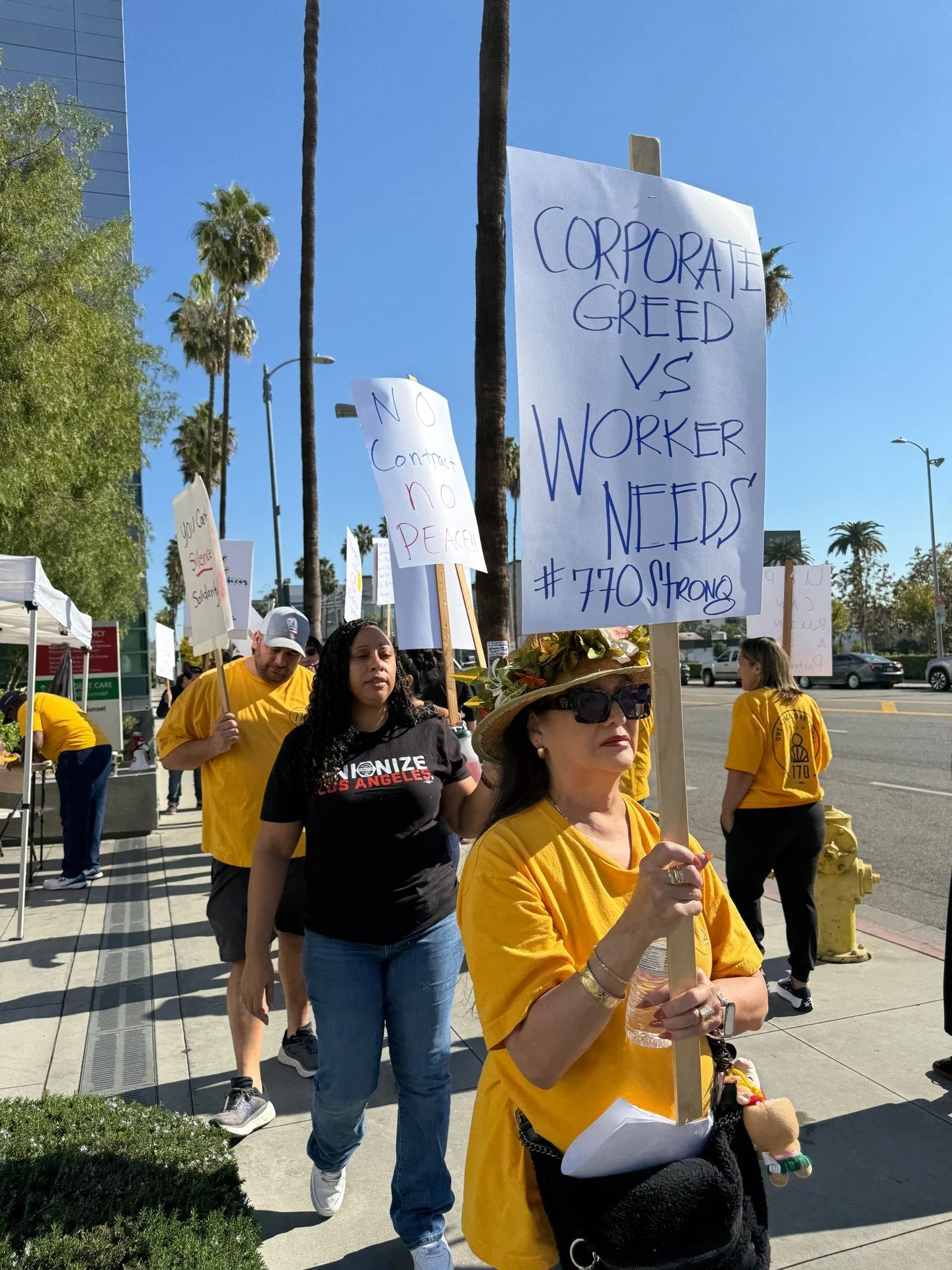🚨Kaiser National Bargaining Update
Kaiser halted negotiations instead of addressing staffing, equity funding, fair pay, and caregiver voice. Walking away from the table is an unfair labor practice, and members across more than 25 open contracts are 