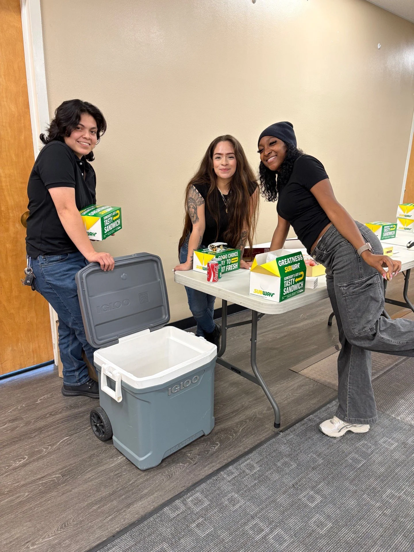 Food 4 Less stewards and leaders  were on 🔥 at our first  contract campaign meeting! They came with great energy, bold ideas and a unified  mission to win the contract they deserve✊

We're just getting started, so join us for our next leader meeting