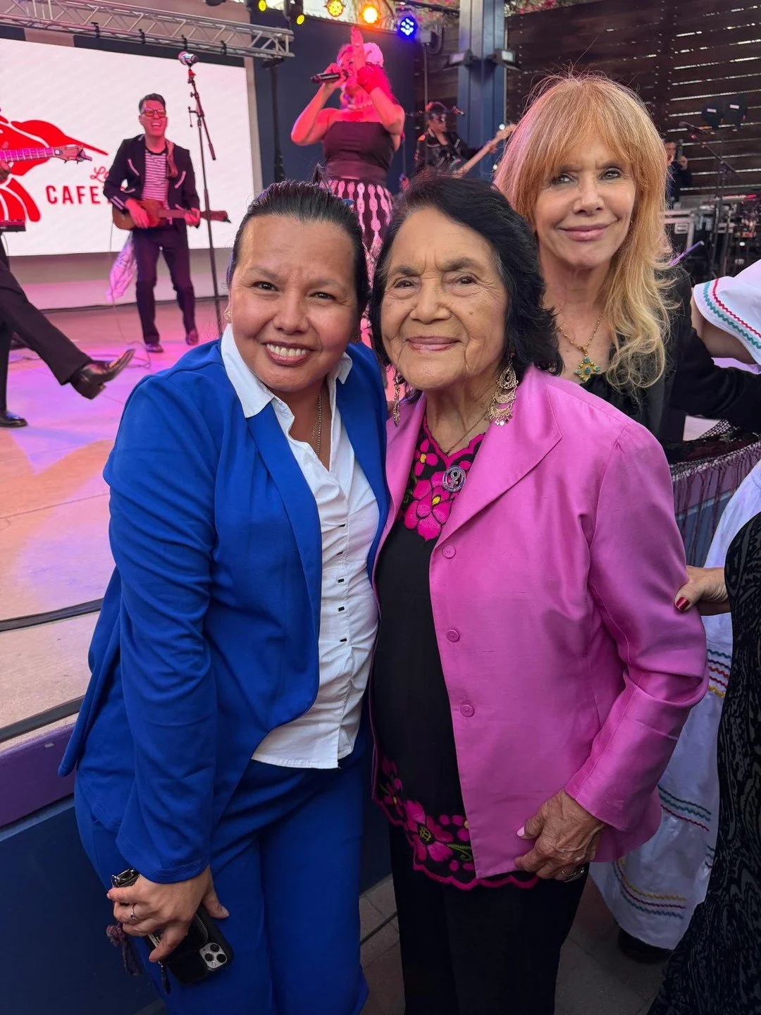 What a night celebrating the iconic civil rights and labor leader Dolores Huerta's 96th birthday  at the LA Plaza de Cultura y Artes in downtown LA 🎉

The community event highlighted Huerta's legacy of  more than 7 decades of fighting for farmworker