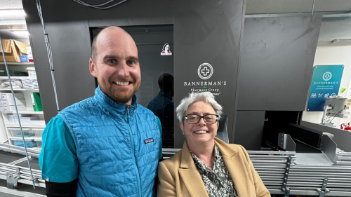 Annie Wells MSP Visits Possil Pharmacy