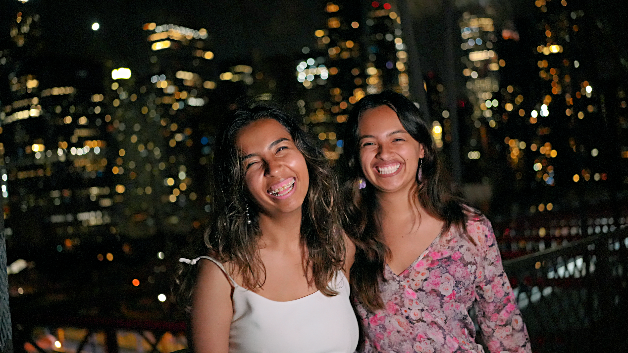 Ana Maria y Laura 1.png